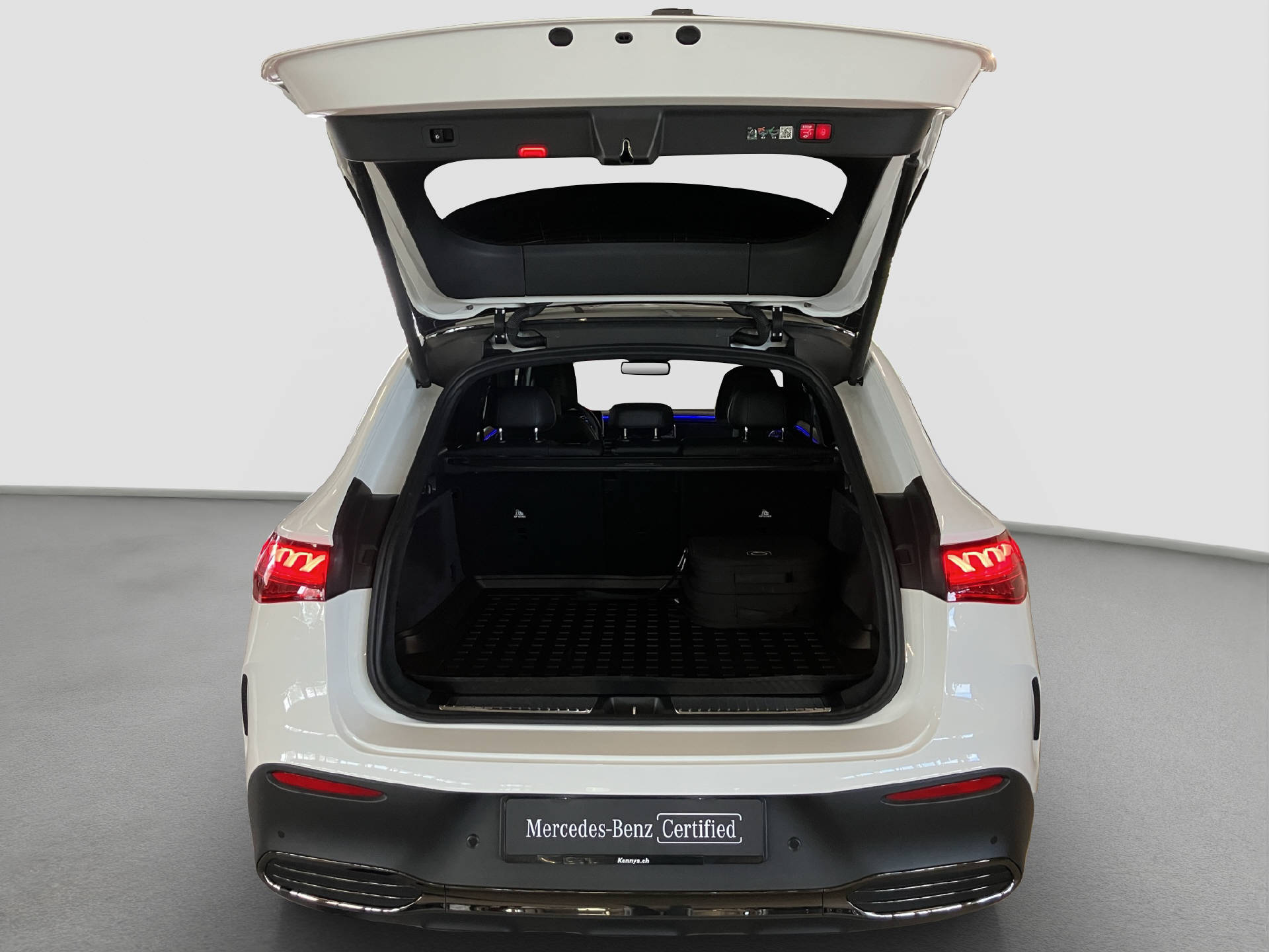 MERCEDES-BENZ EQE 350 SUV Excellence AMG Line-image-13