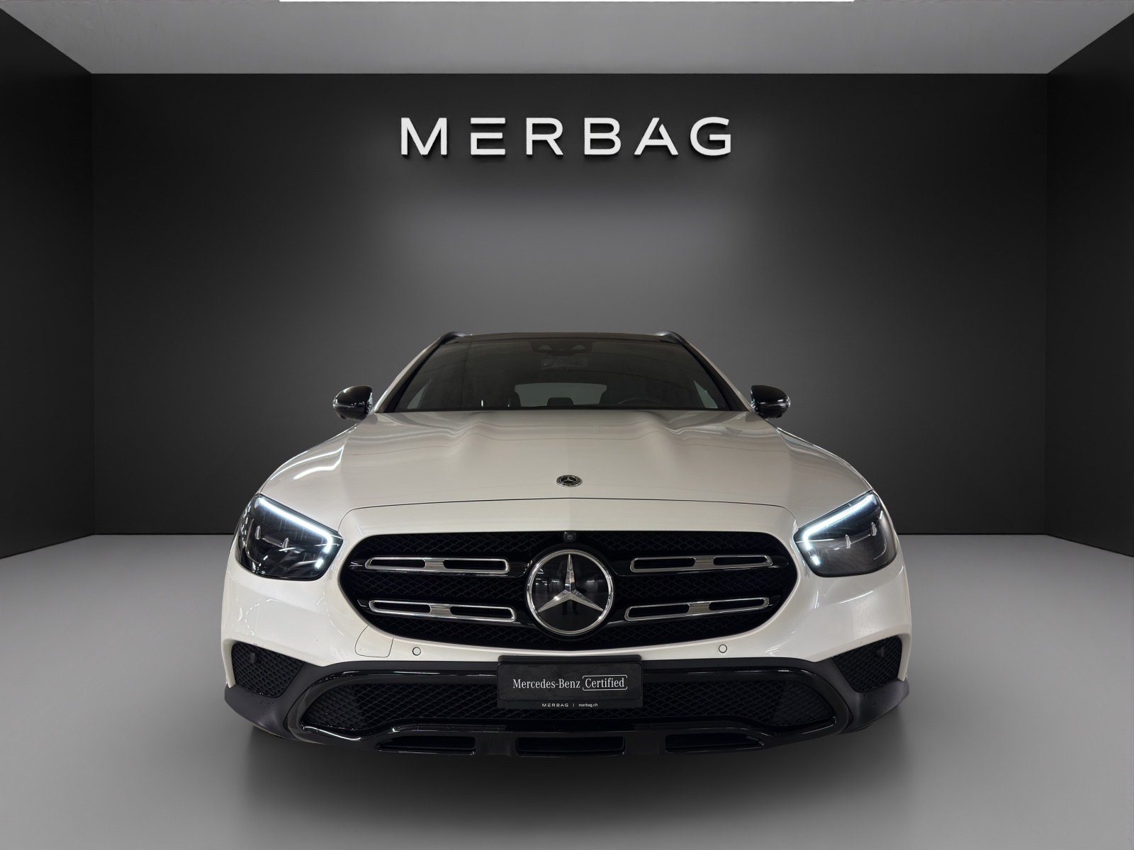 MERCEDES-BENZ E 220 d All-Terrain 4Matic Avantgarde 9G-Tronic-image-1