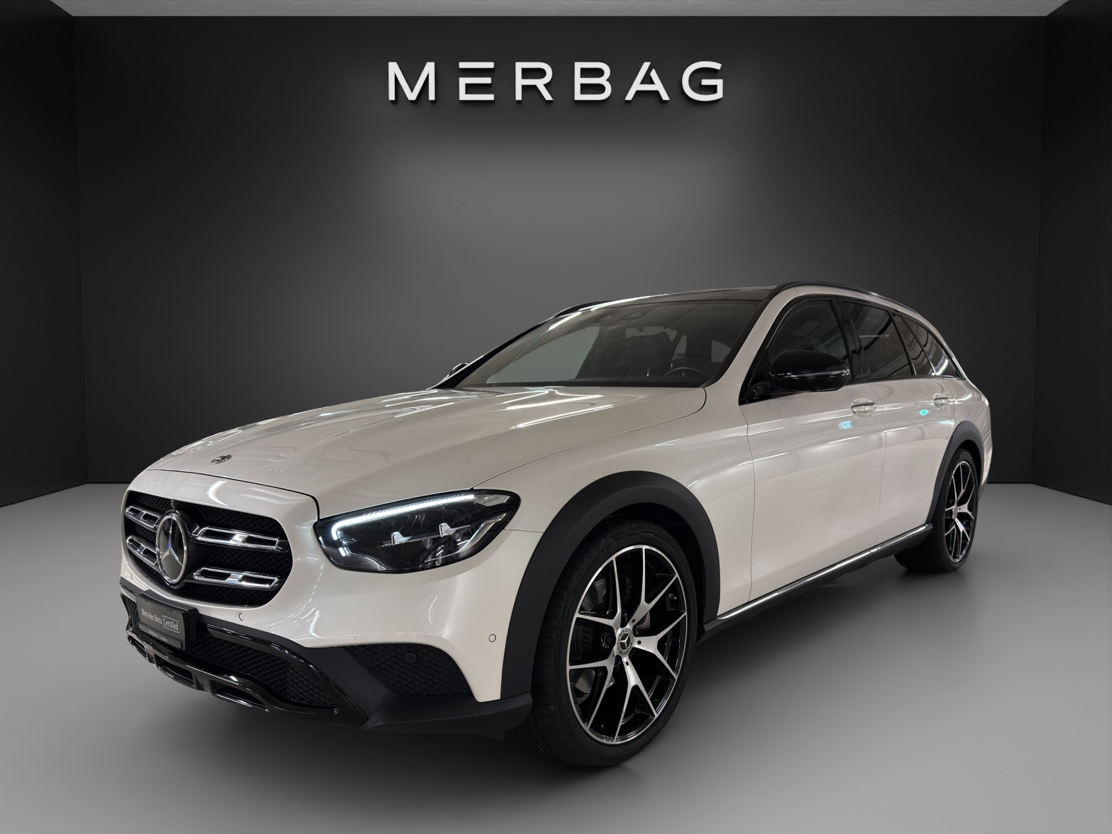 MERCEDES-BENZ E 220 d All-Terrain 4Matic Avantgarde 9G-Tronic-image-2