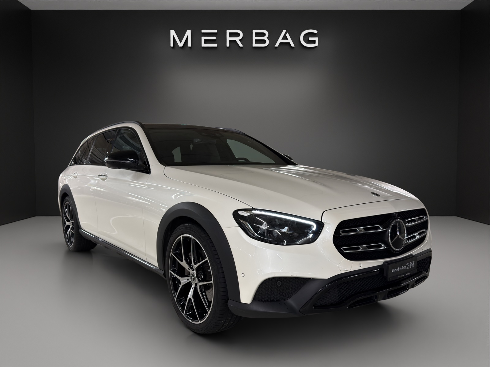 MERCEDES-BENZ E 220 d All-Terrain 4Matic Avantgarde 9G-Tronic-image-0