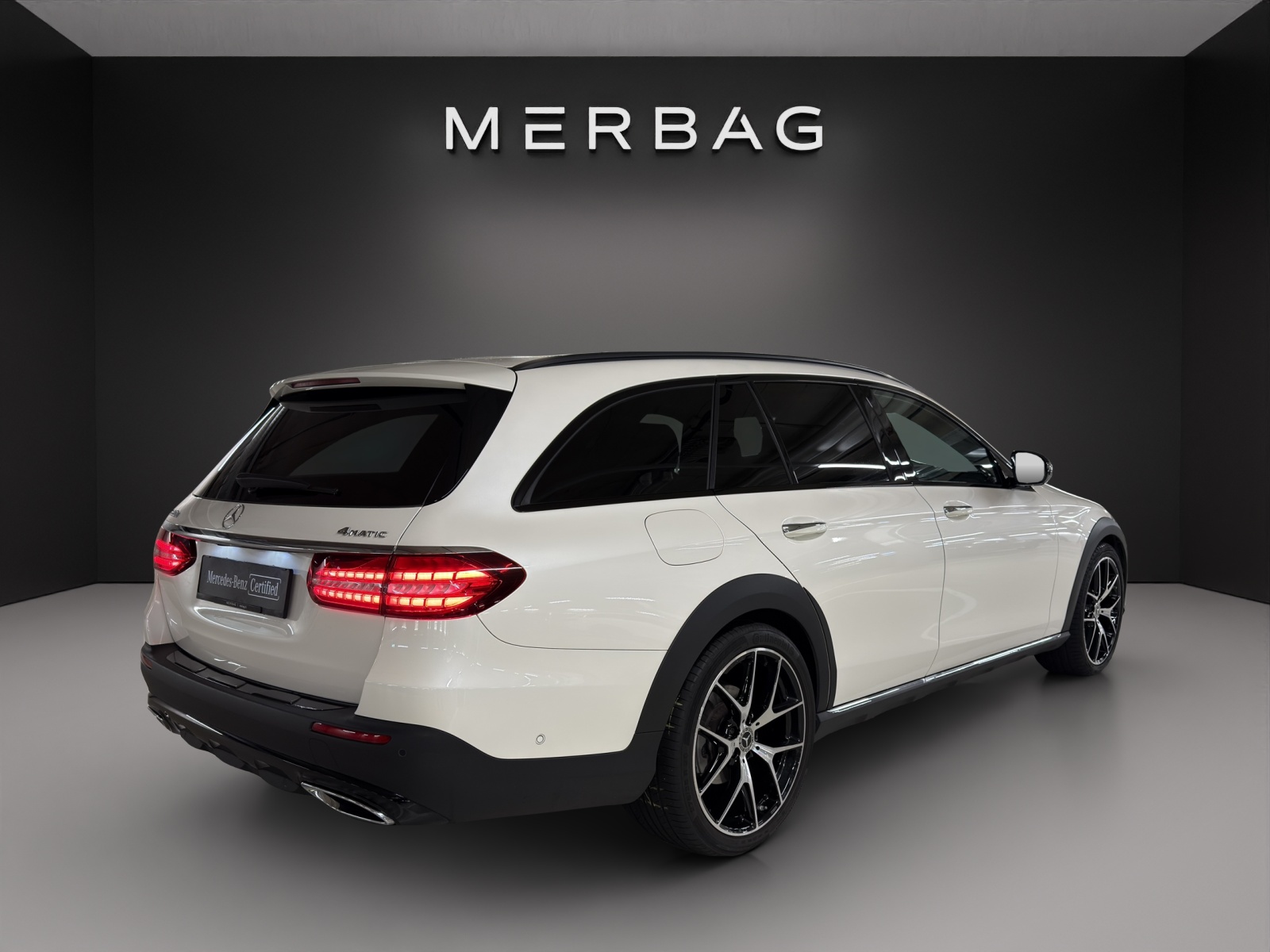 MERCEDES-BENZ E 220 d All-Terrain 4Matic Avantgarde 9G-Tronic-image-5