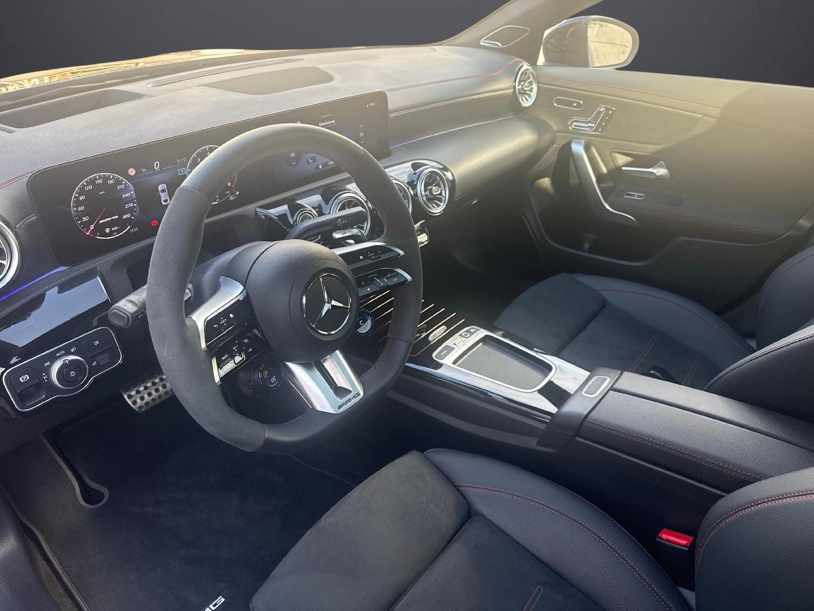 MERCEDES-BENZ CLA 45 S AMG 4matic+-image-6