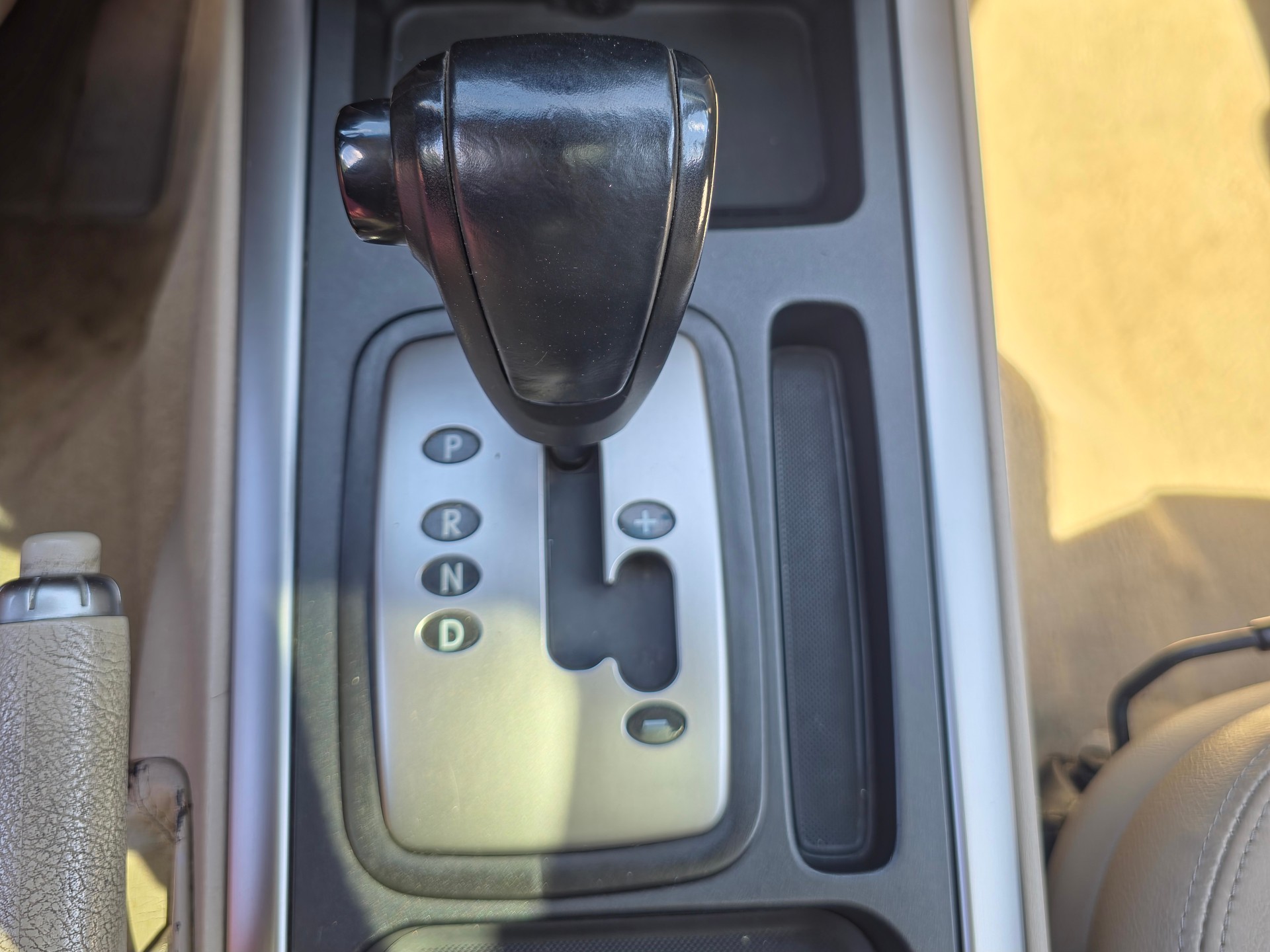 KIA Sorento 3.5 V6 Executive Automat-showroom-element-3