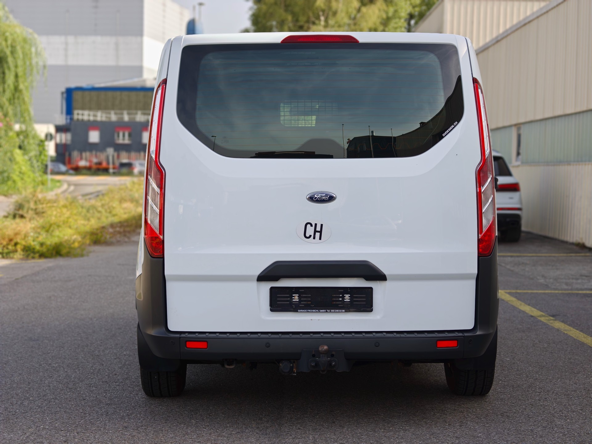 FORD Transit Custom Van 250 L1H1 Ambiente-image-4
