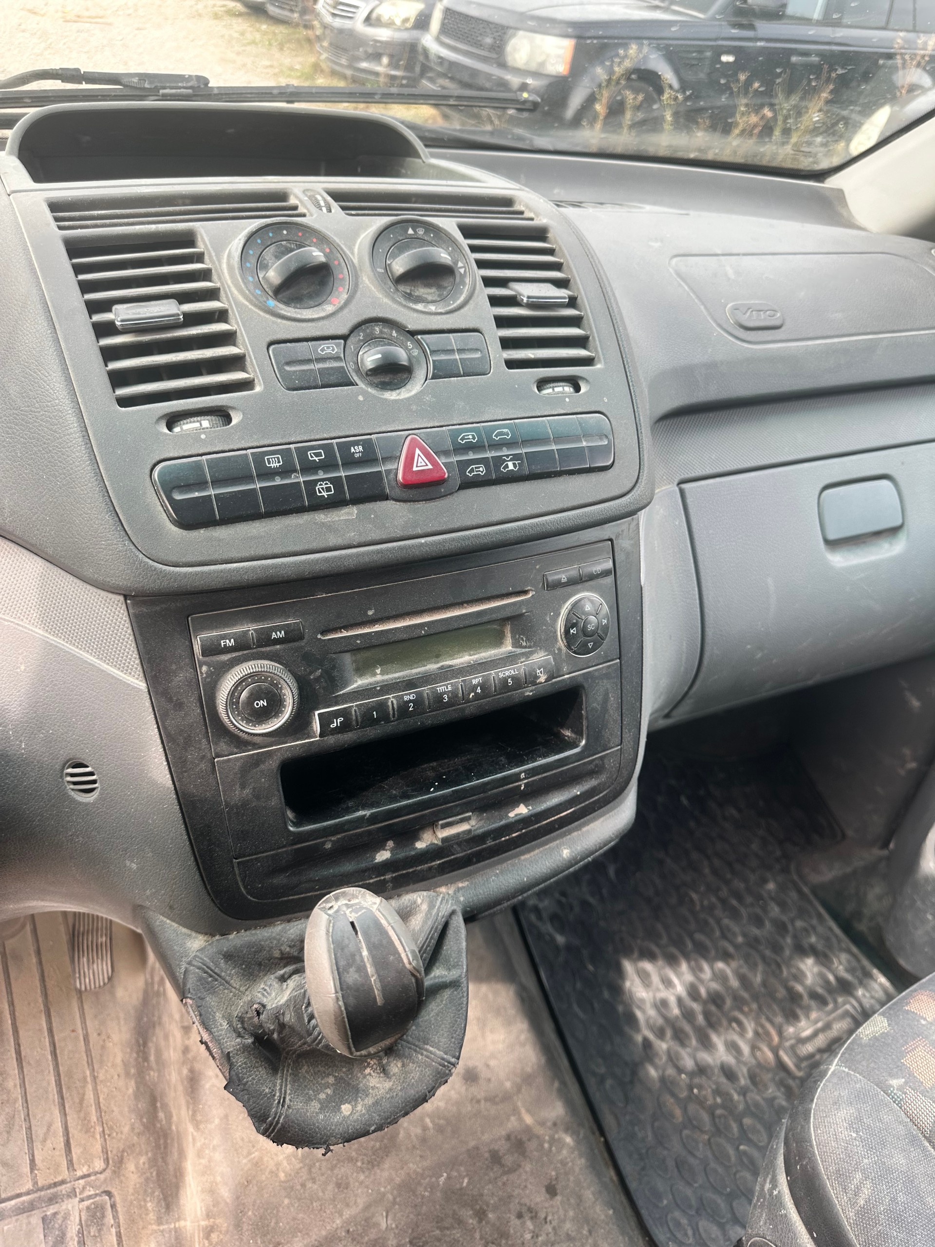 MERCEDES-BENZ Vito 109 CDI-image-7