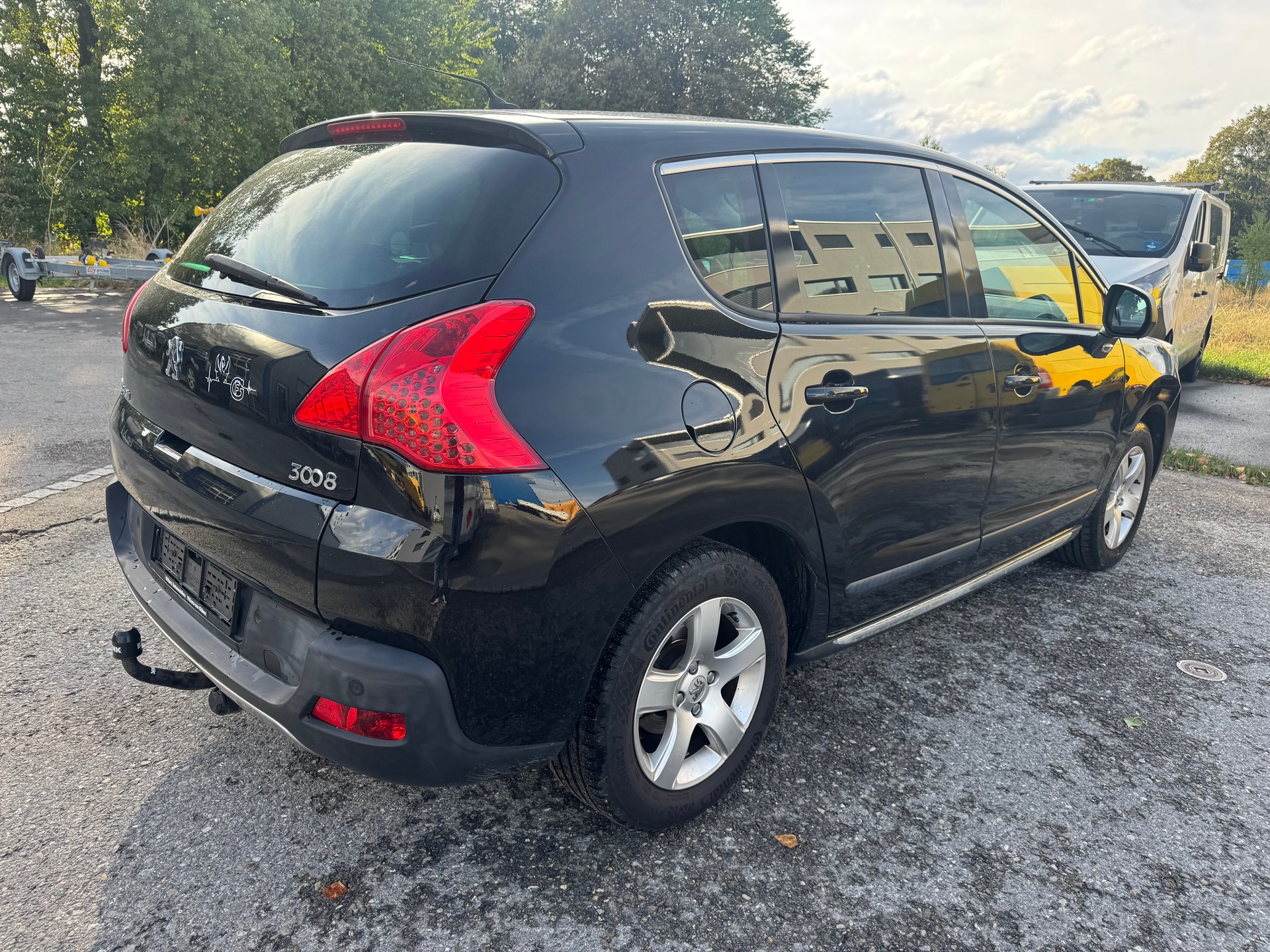 PEUGEOT 3008 2.0 HDI Sport-image-10
