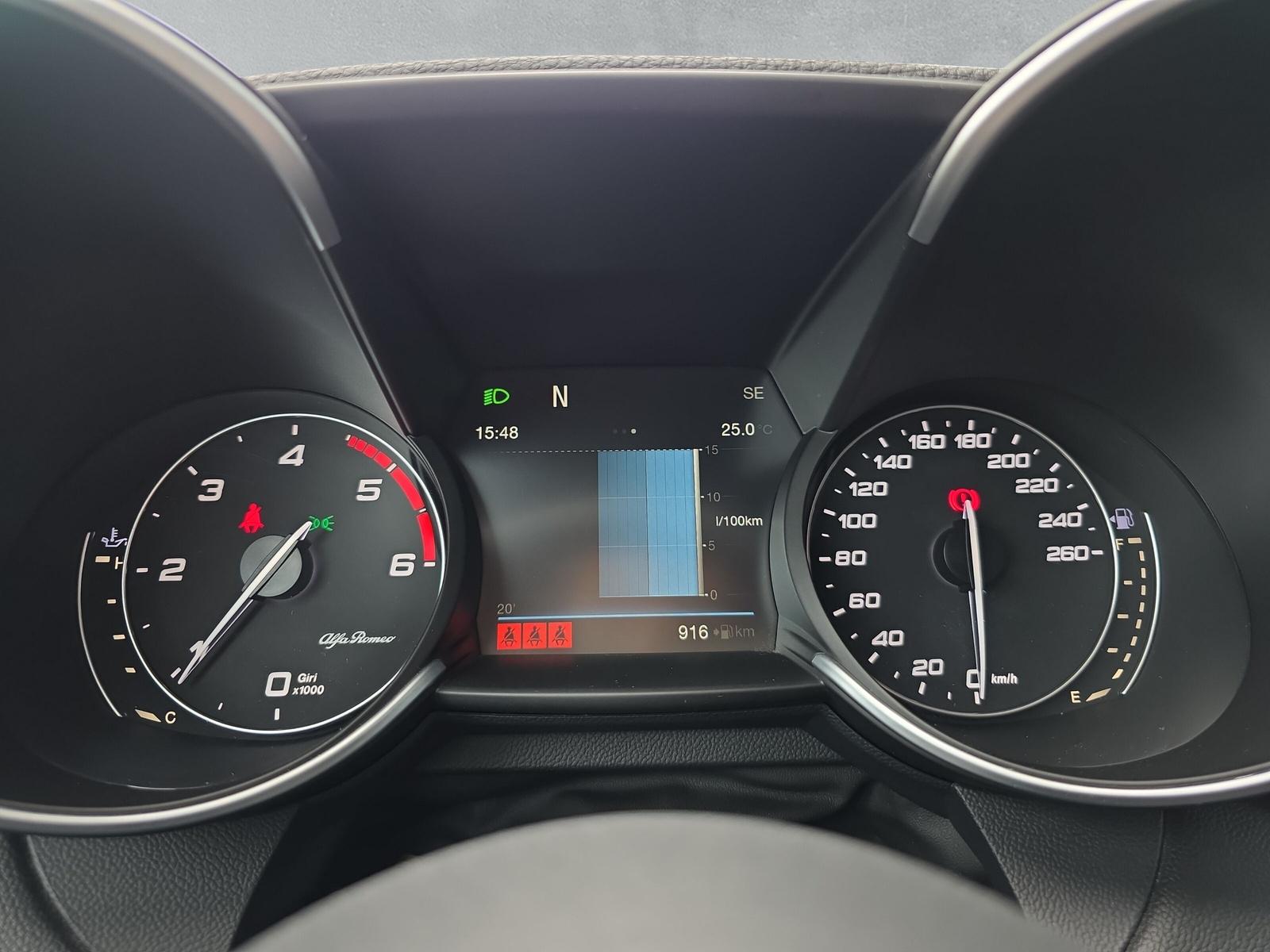 ALFA ROMEO Giulia 2.2 D 180 Super (CH)-image-23