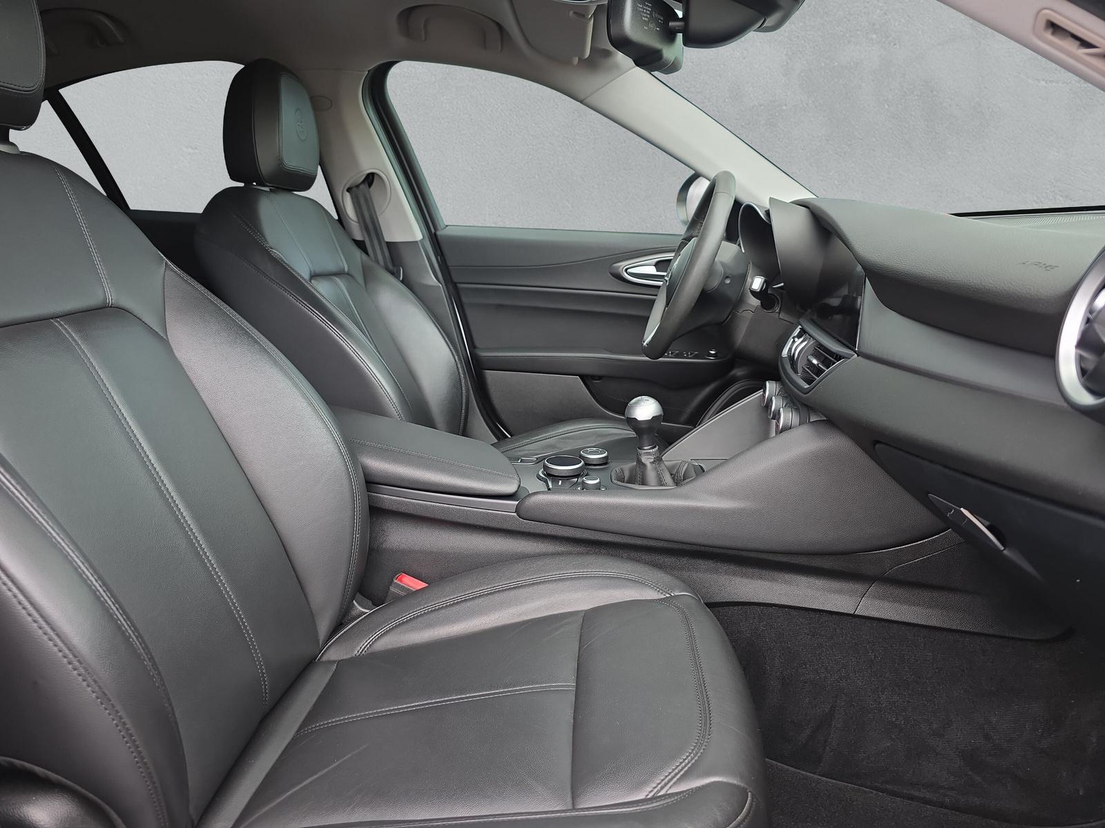 ALFA ROMEO Giulia 2.2 D 180 Super (CH)-image-13