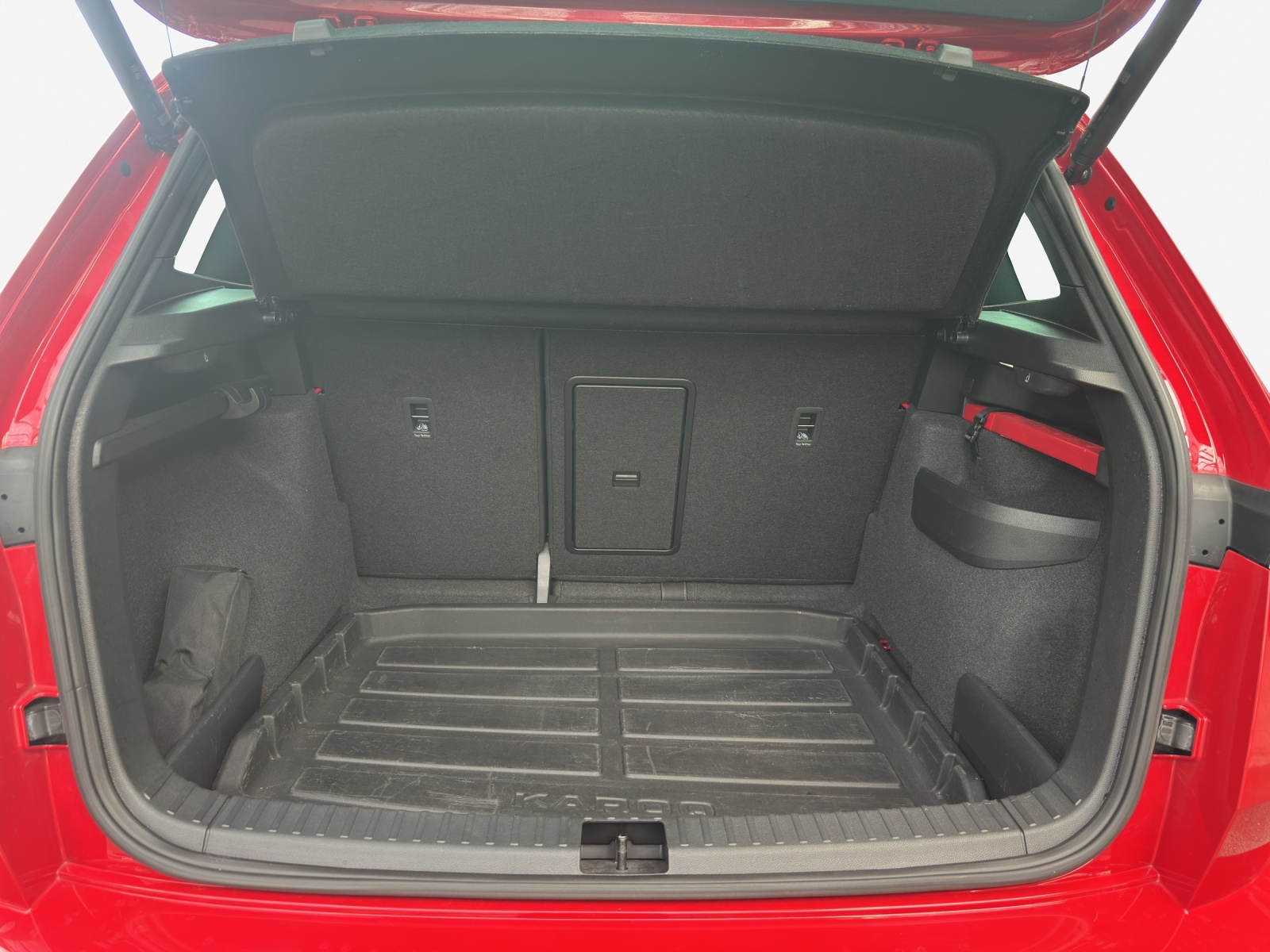 SKODA Karoq 2.0 TSI SportLine 4x4 DSG-image-12
