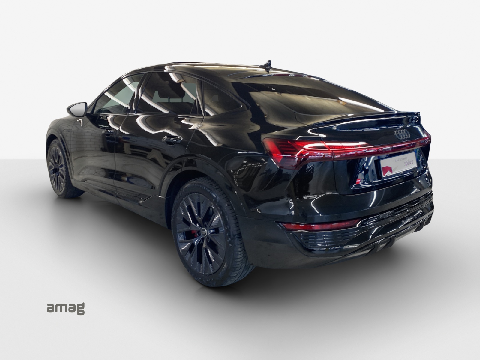 AUDI Q8 Sportback 55 e-tron Black Edition quattro-showroom-element-2
