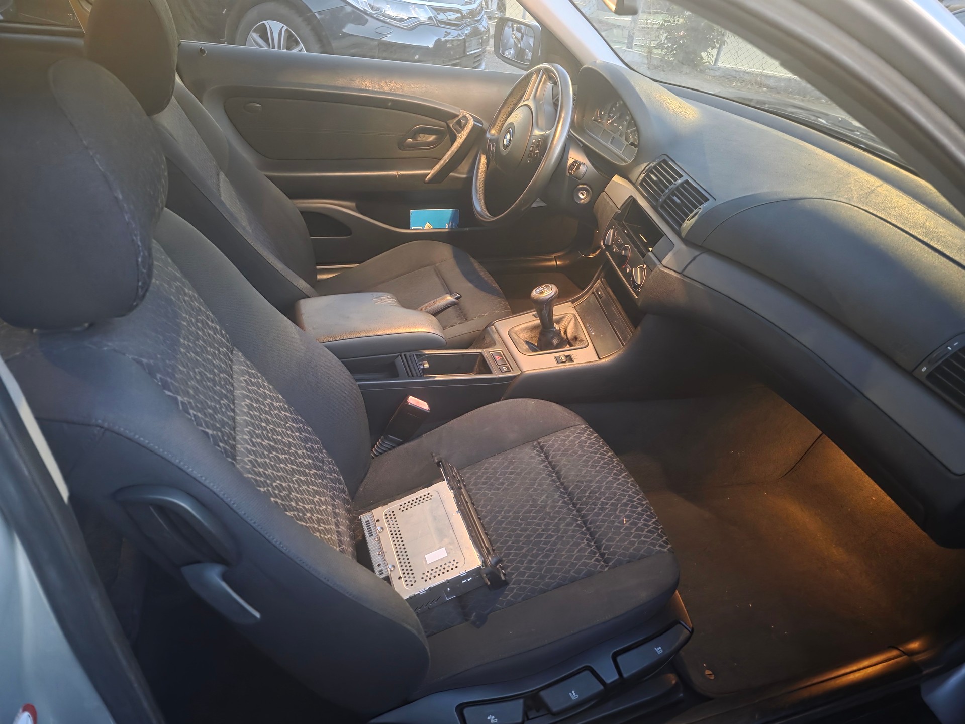 BMW 316 ti Compact-image-1