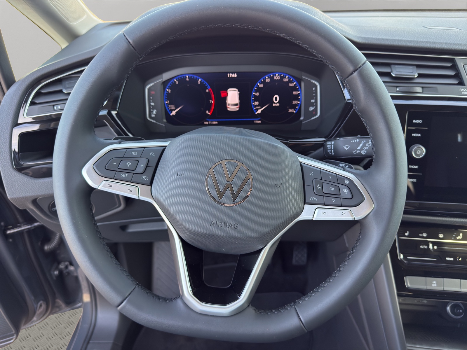 VW Touran 1.5 TSI EVO Comfortline United DSG-image-10