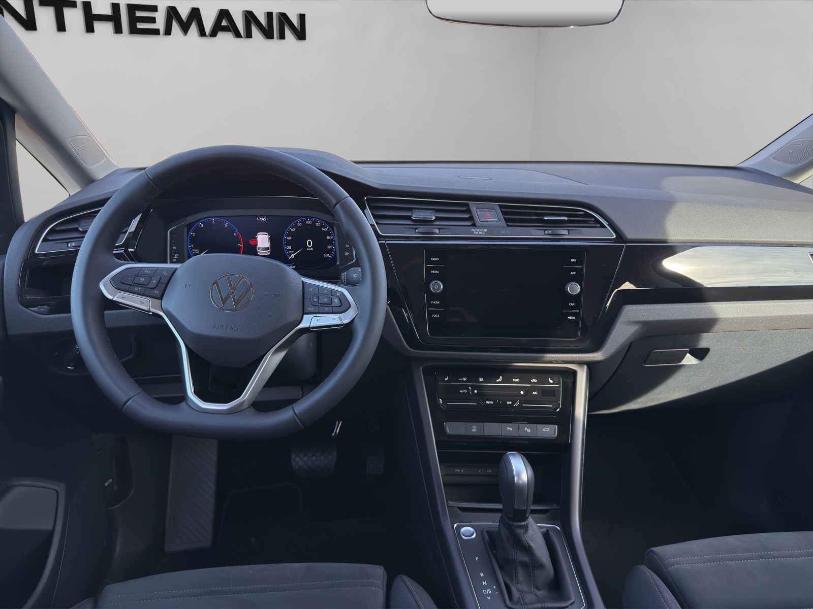 VW Touran 1.5 TSI EVO Comfortline United DSG-image-9