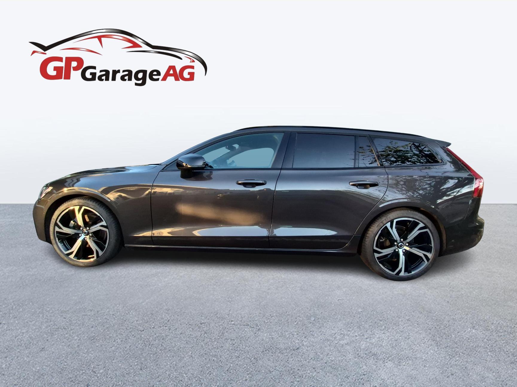 VOLVO V60 2.0 B4 Ultra Dark for Business-showroom-element-1