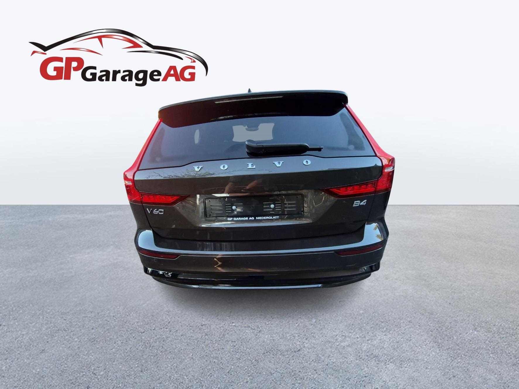 VOLVO V60 2.0 B4 Ultra Dark for Business-showroom-element-3