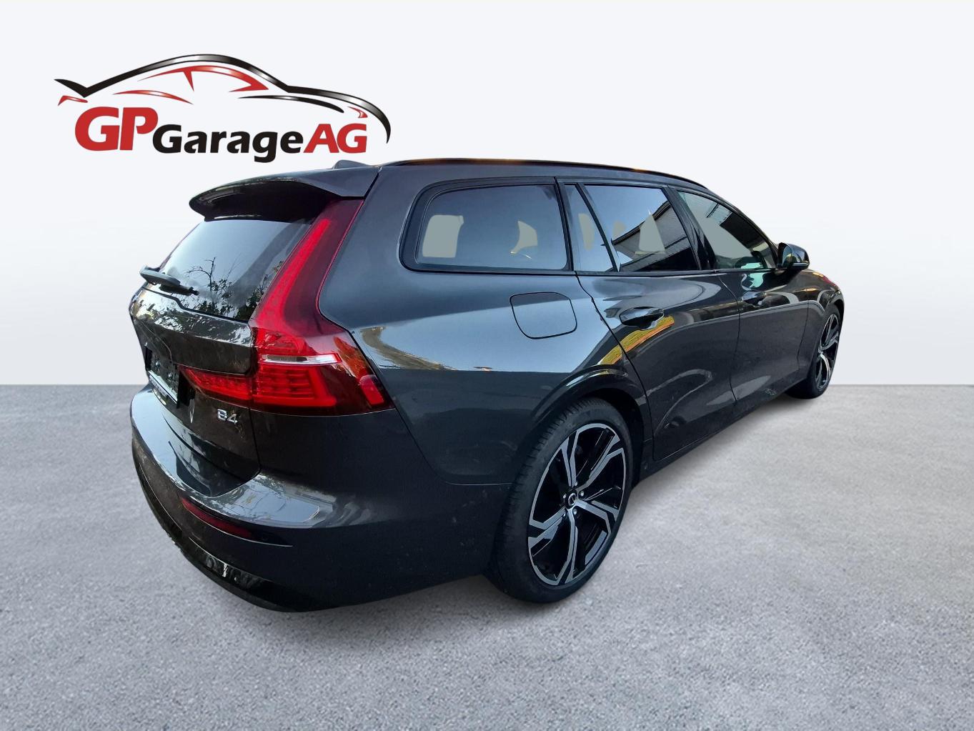 VOLVO V60 2.0 B4 Ultra Dark for Business-image-4