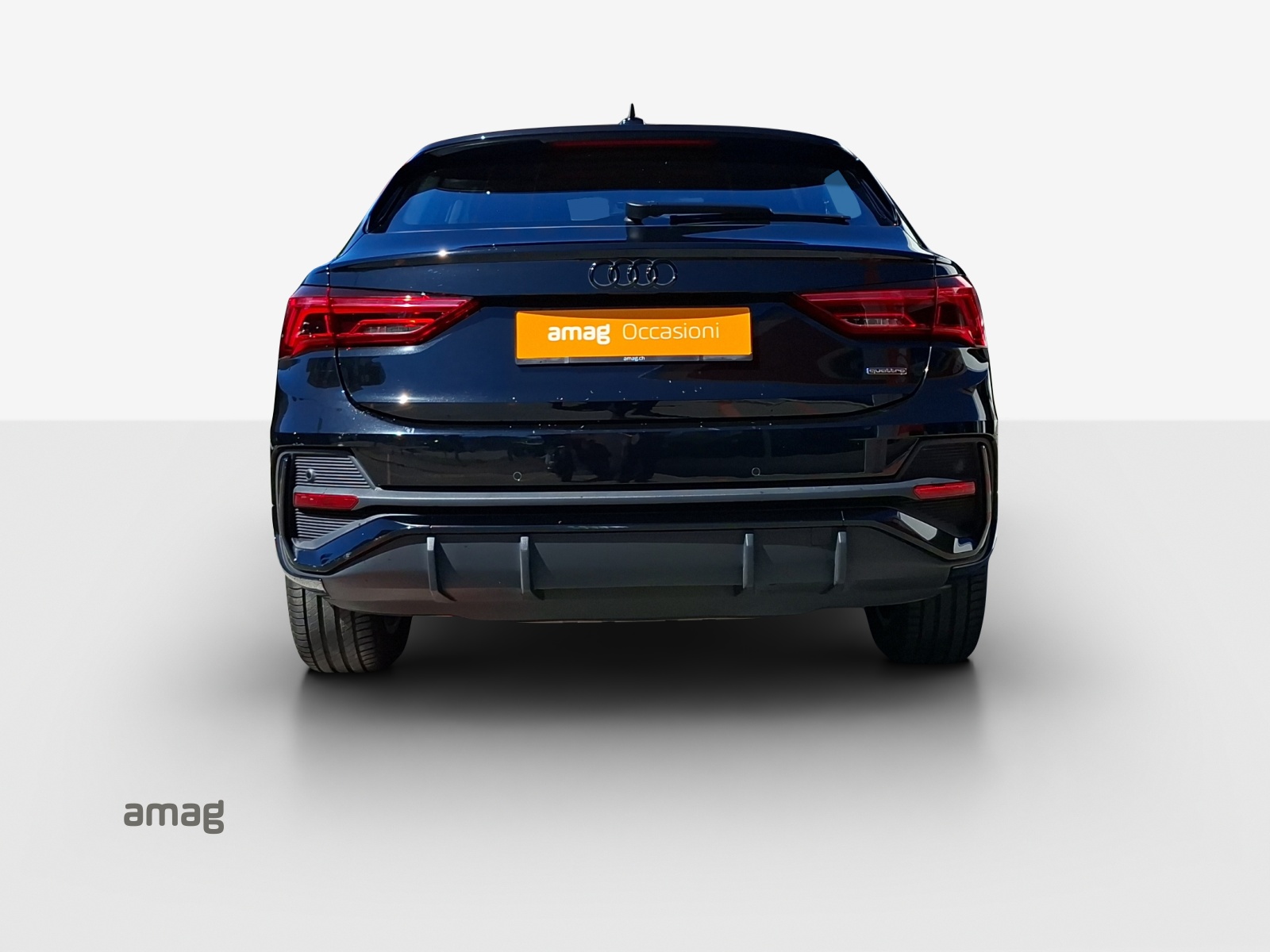AUDI Q3 Sportback 40 TFSI S line quattro S-tronic-image-3