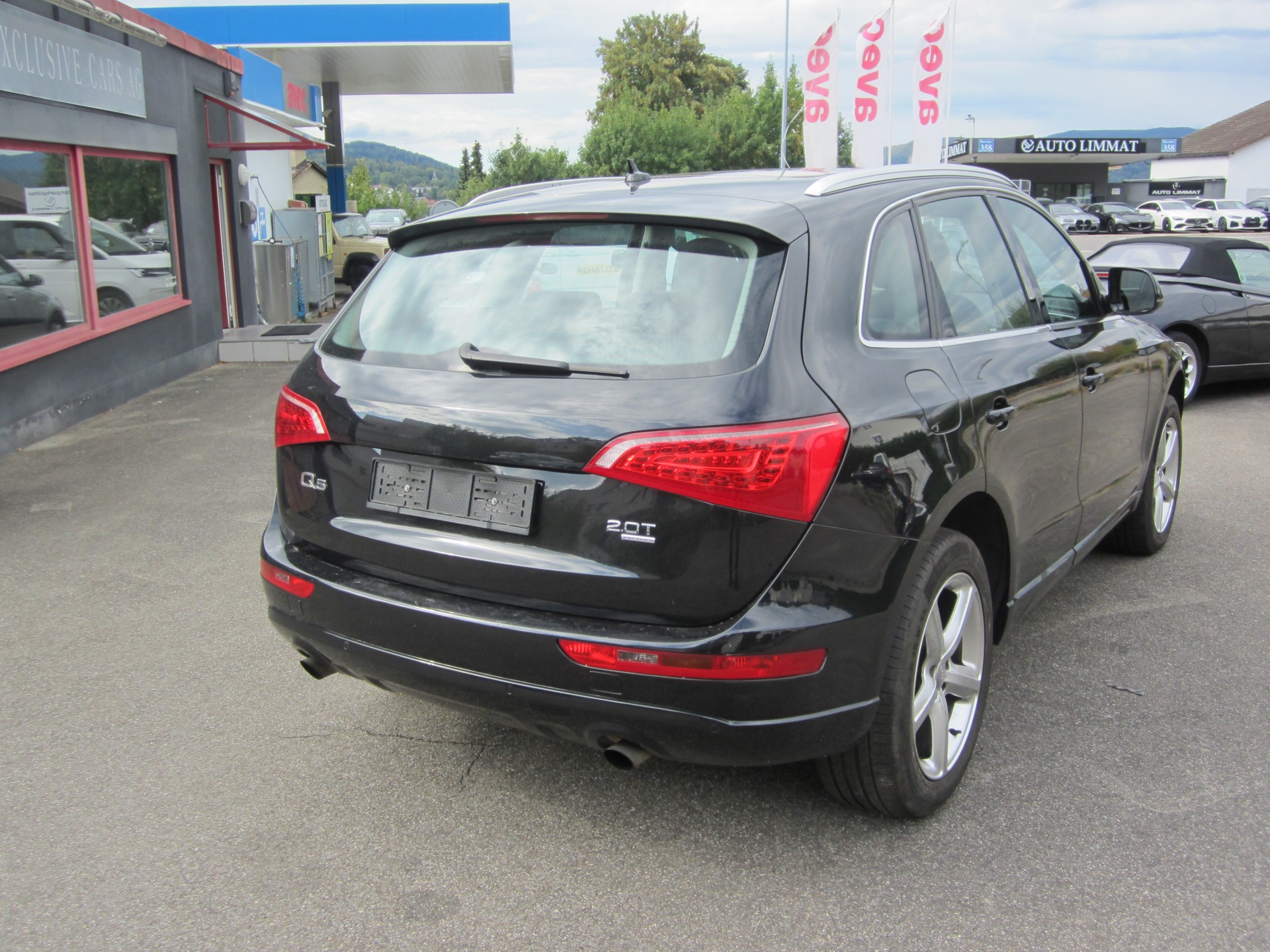 AUDI Q5 2.0 TFSI quattro S-tronic-image-8