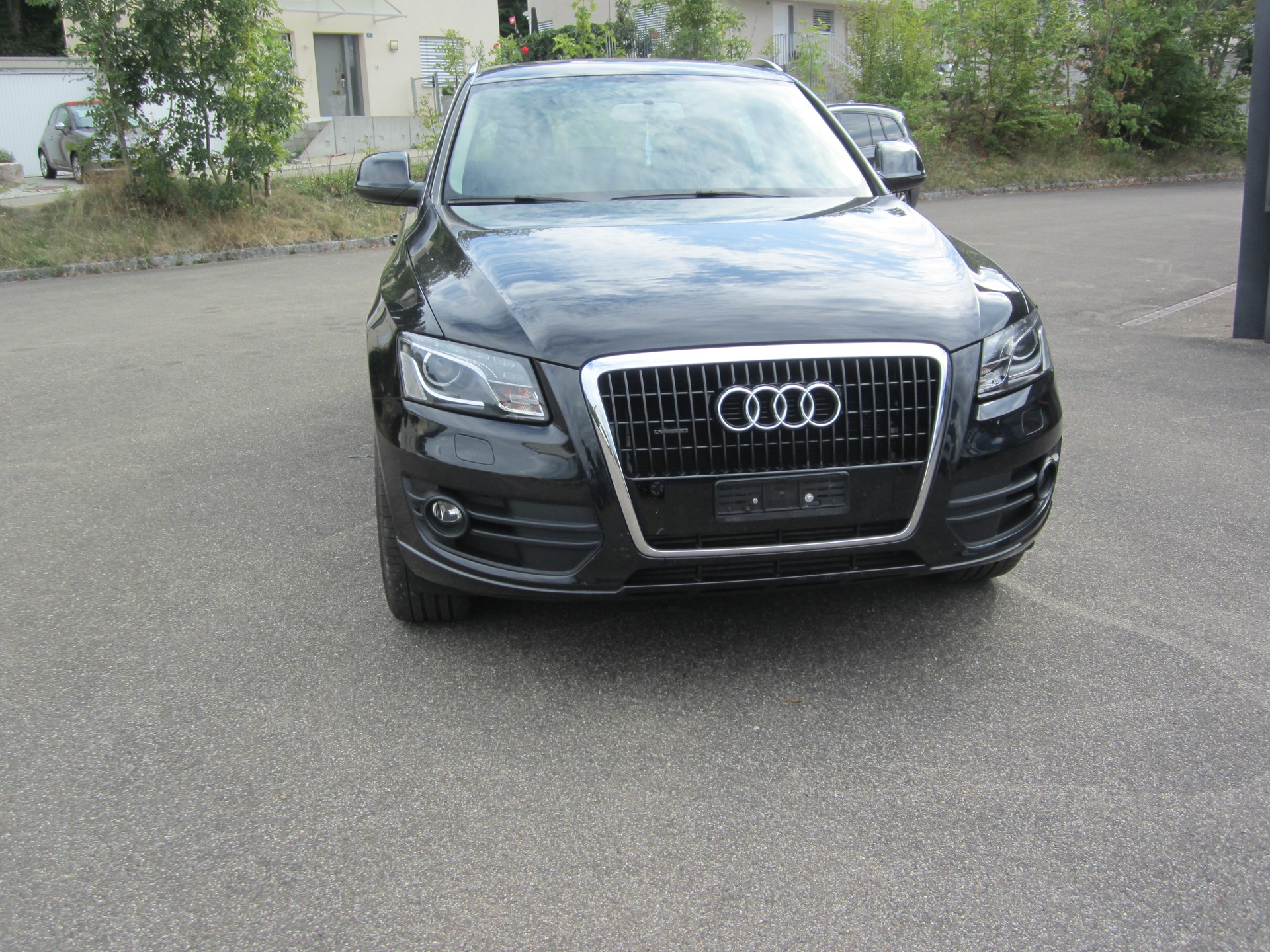 AUDI Q5 2.0 TFSI quattro S-tronic-image-9