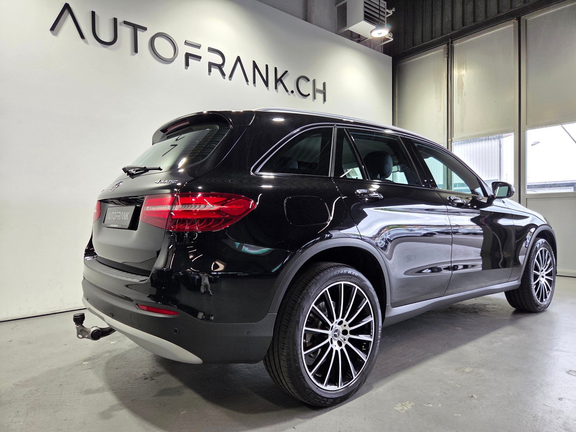MERCEDES-BENZ GLC 250 4m-image-2