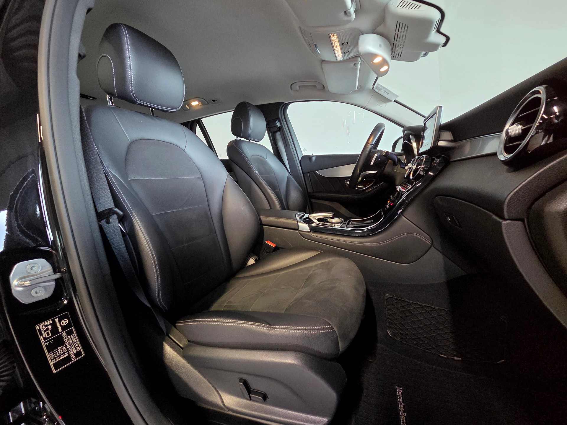 MERCEDES-BENZ GLC 250 4m-image-7