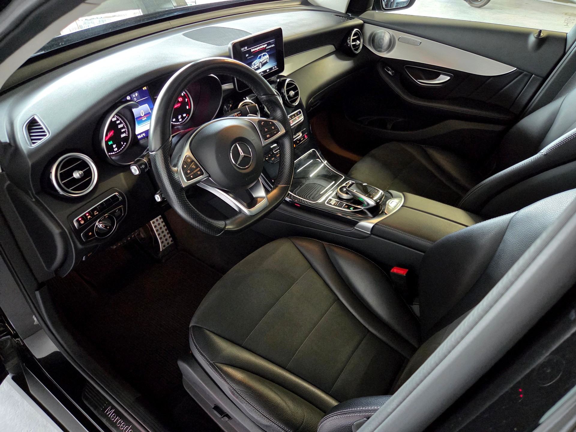 MERCEDES-BENZ GLC 250 4m-image-3
