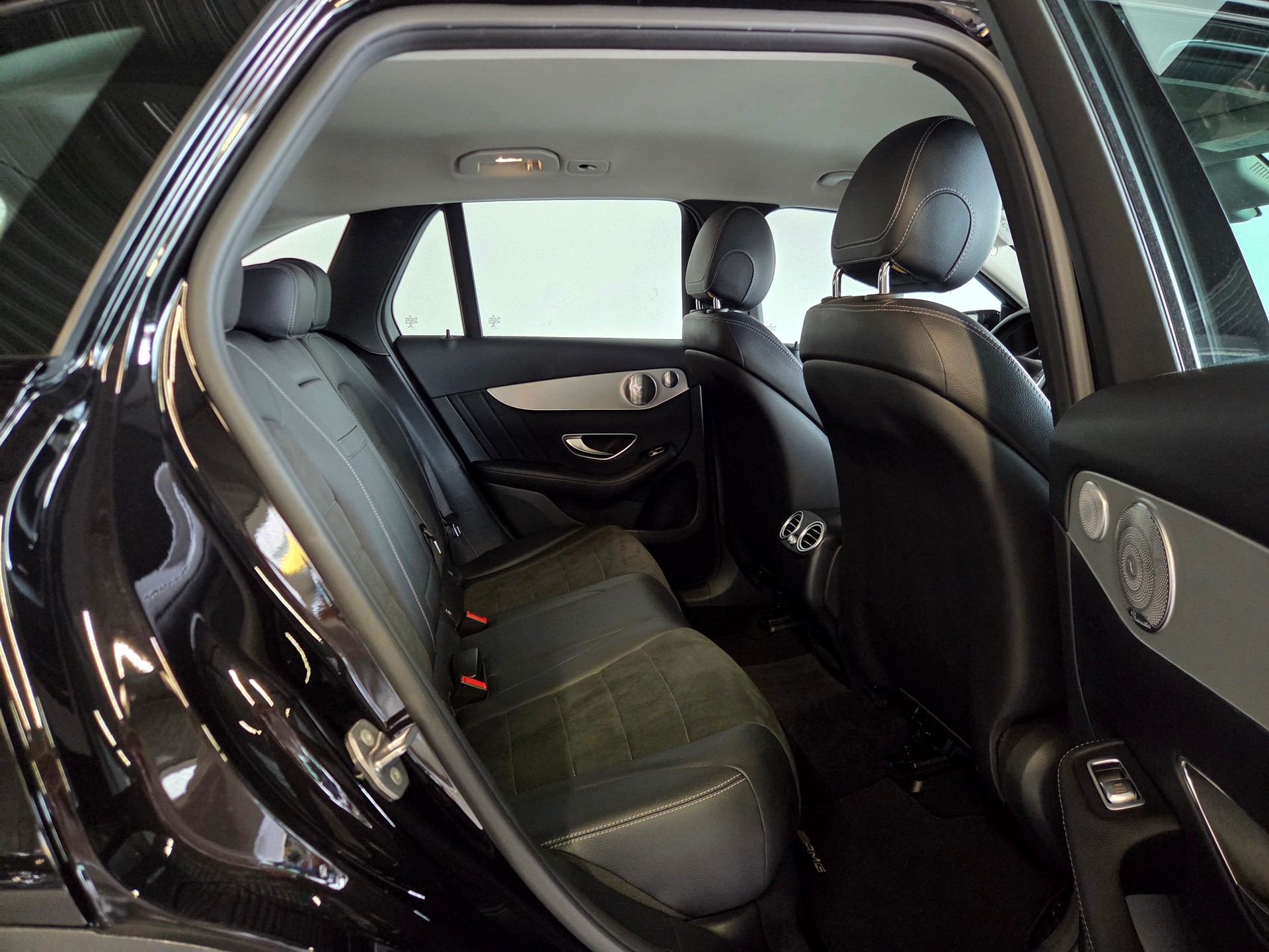 MERCEDES-BENZ GLC 250 4m-image-23