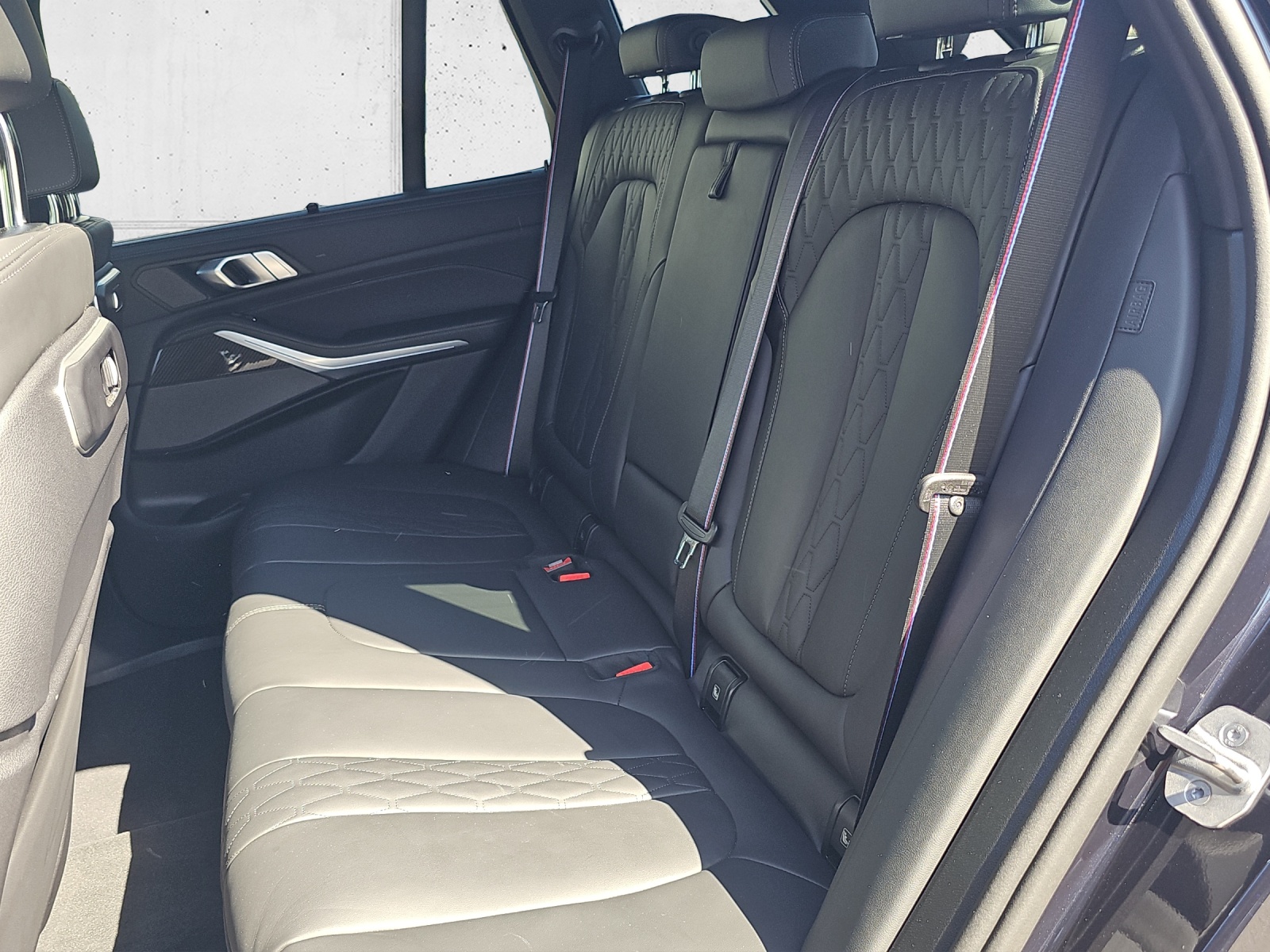BMW X5 xDr 48V M60i M Sp. Pro-image-13