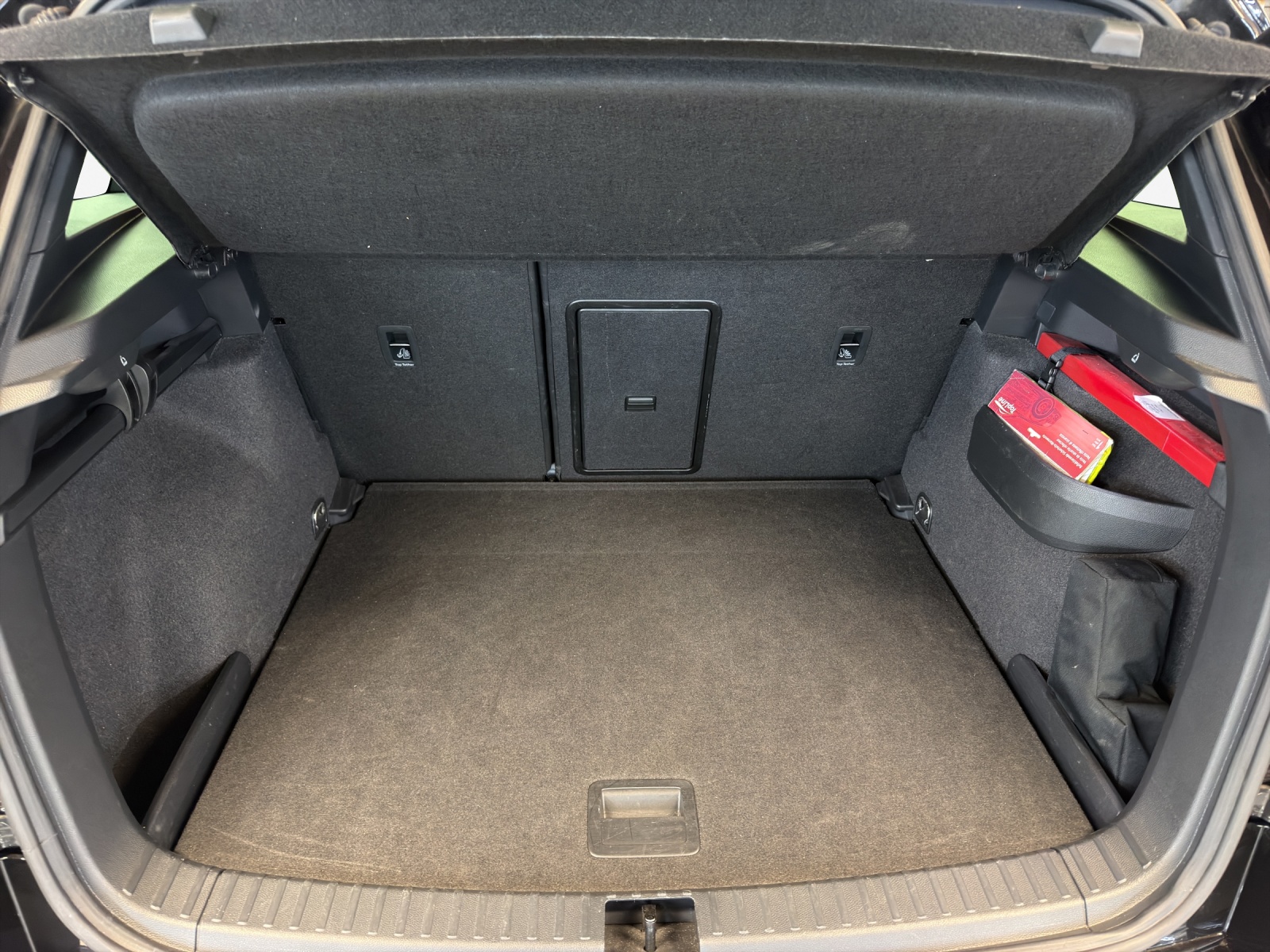 SKODA Karoq 2.0 TSI SportLine 4x4 DSG-image-12