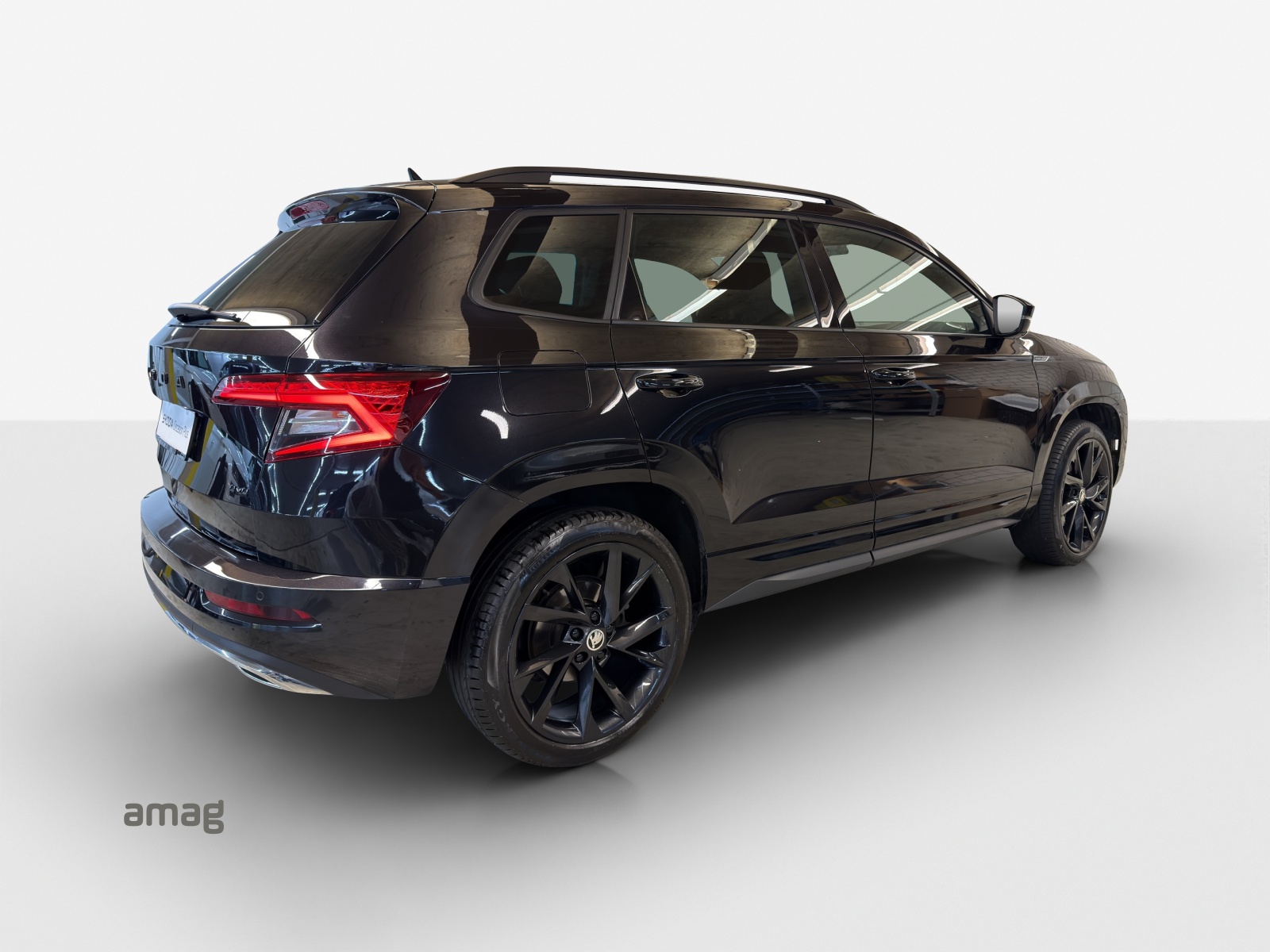 SKODA Karoq 2.0 TSI SportLine 4x4 DSG-image-4
