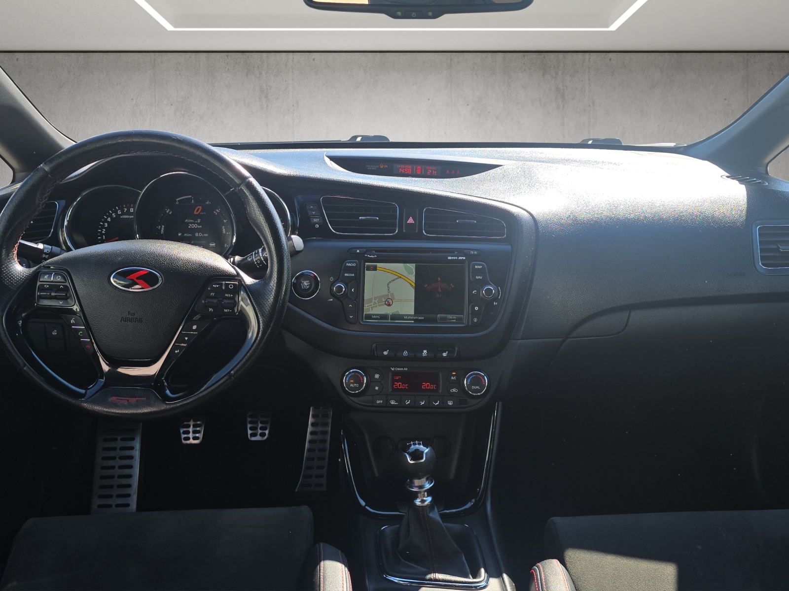 KIA Cee'd 1.6 GDi Turbo GT-image-9