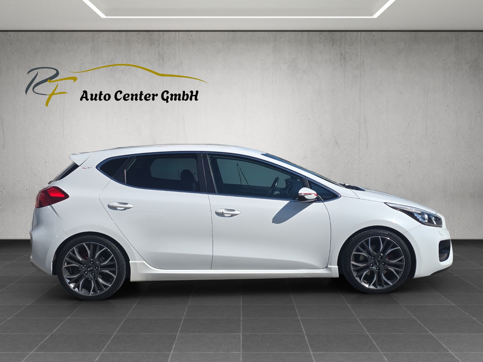 KIA Cee'd 1.6 GDi Turbo GT-image-7