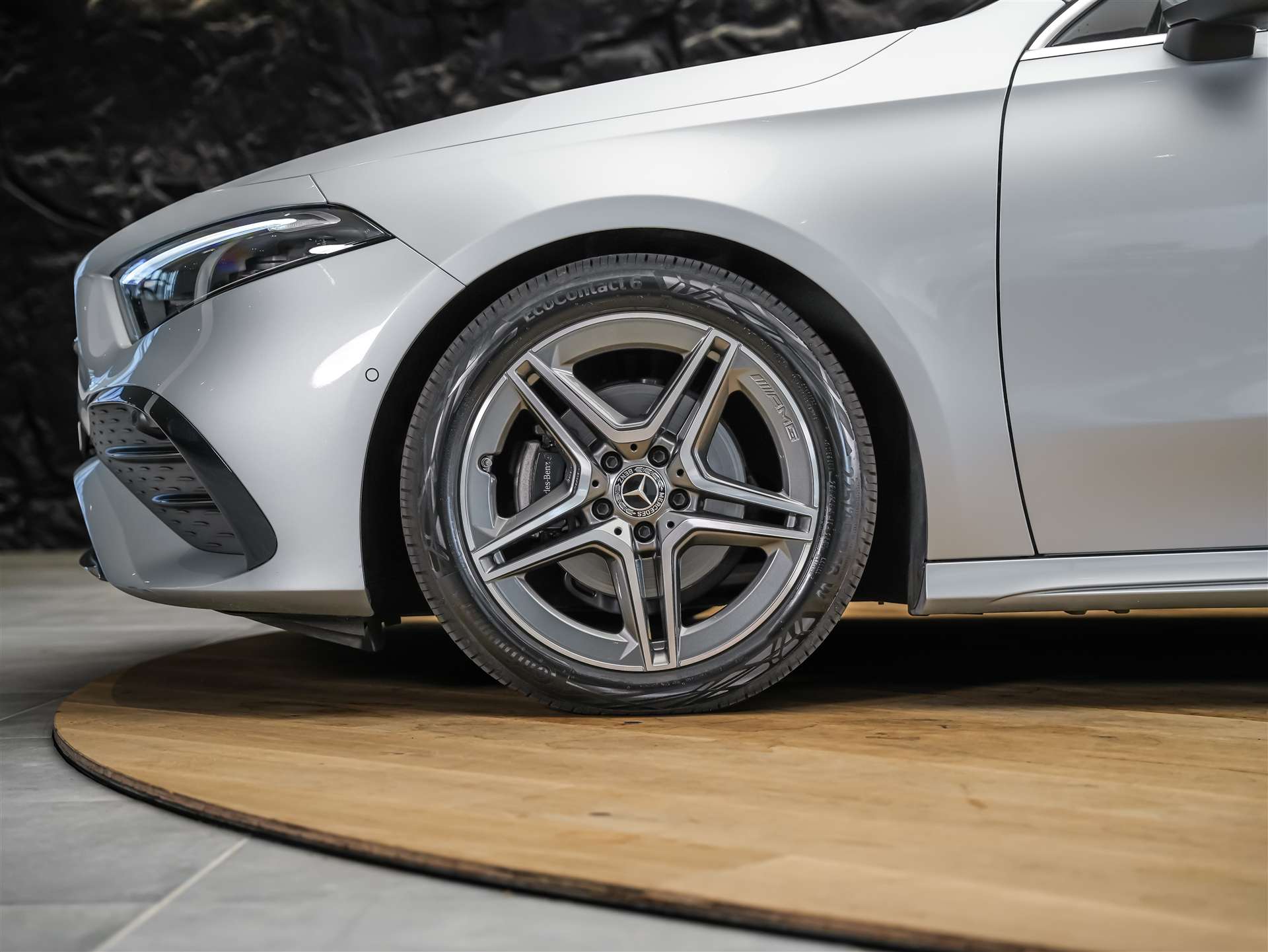 MERCEDES-BENZ A 200 d 8G-DCT-image-15