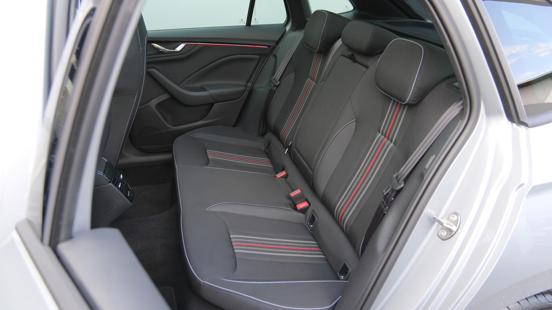 SKODA Scala 1.5 TSI Monte Carlo DSG-image-22