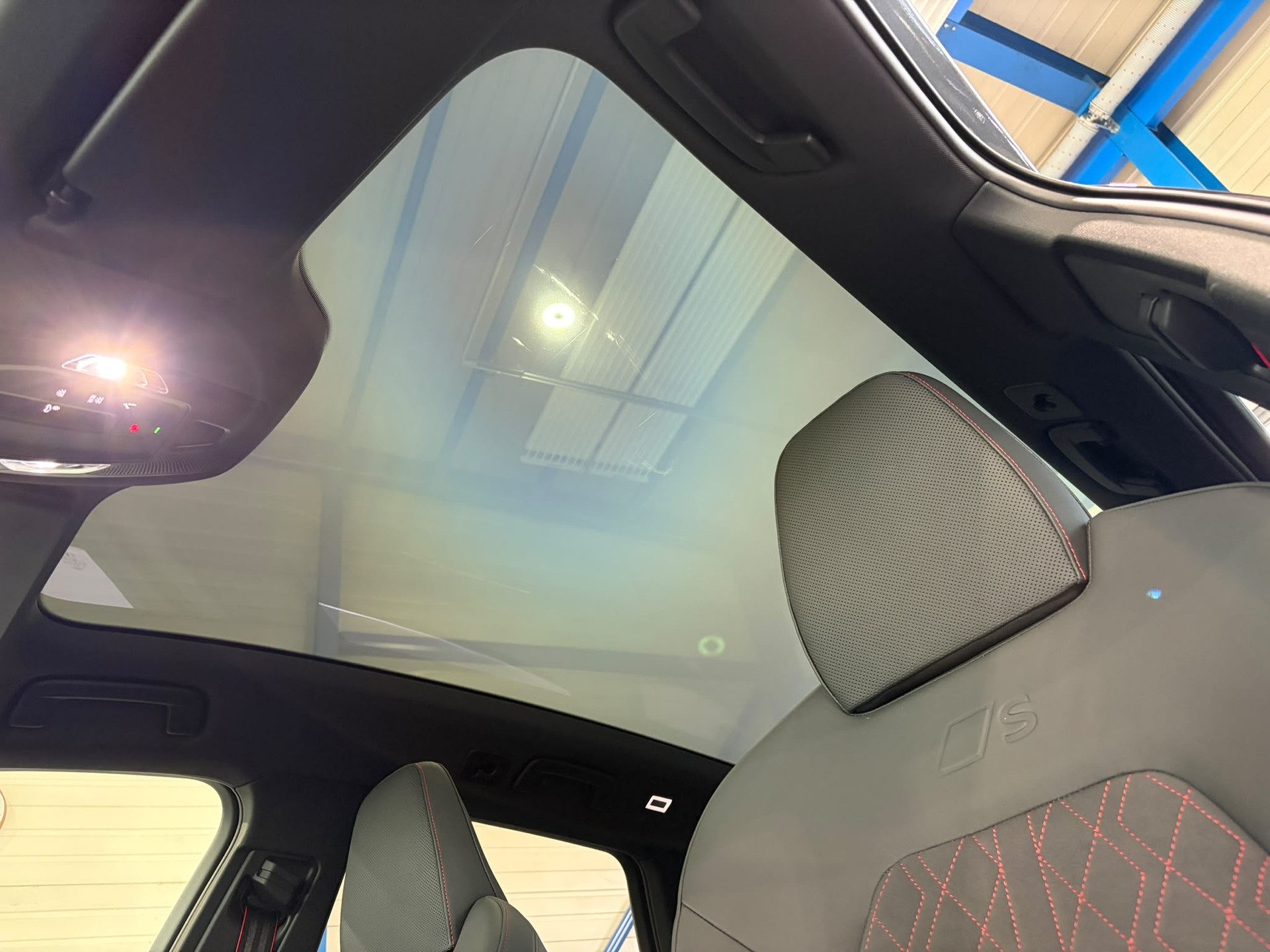 AUDI A6 Avant TFSI quattro 270 kW**Matrix,S-Sportsitze,5-Jahre Audi Garantie,**-image-9
