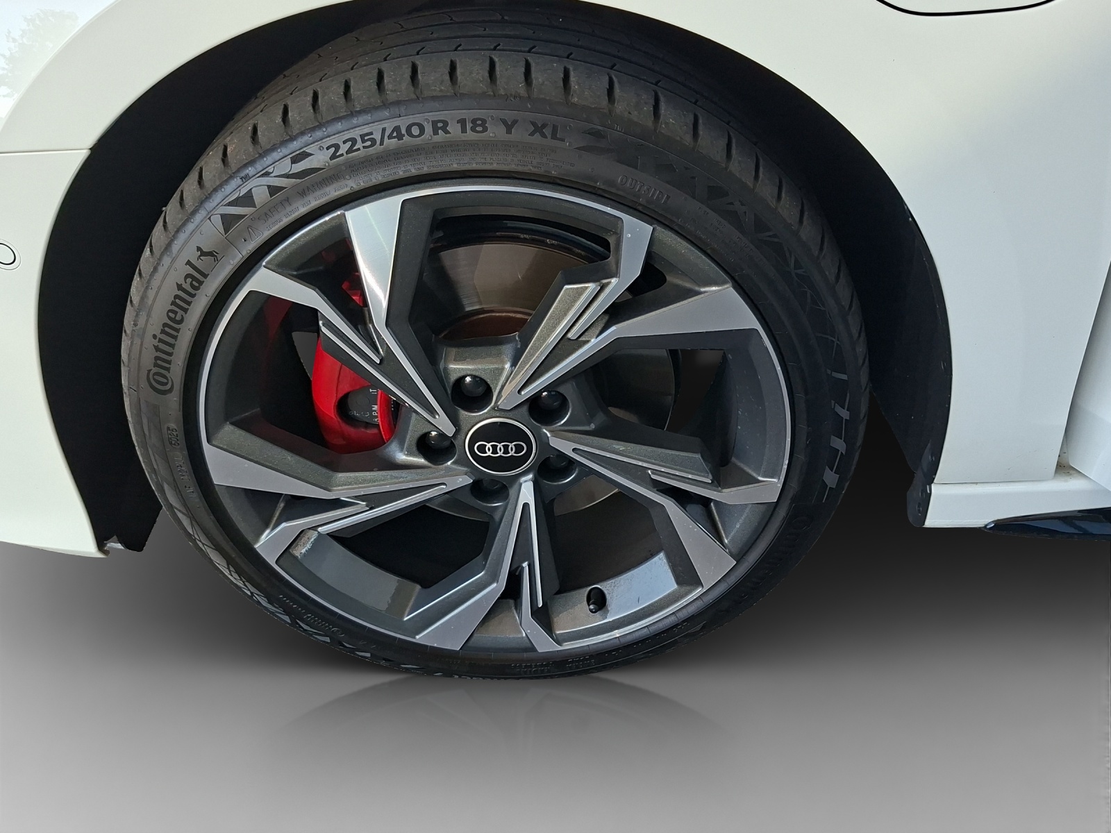 AUDI A3 Sportback 40 TFSI e S line S-tronic-image-13