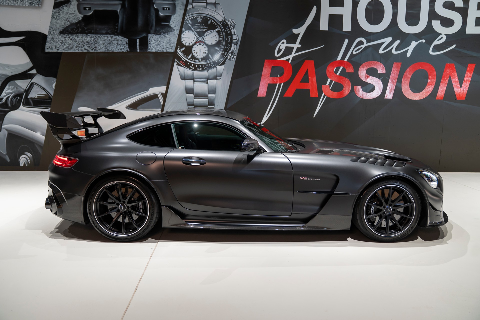 MERCEDES-BENZ AMG GT Black Series-image-2