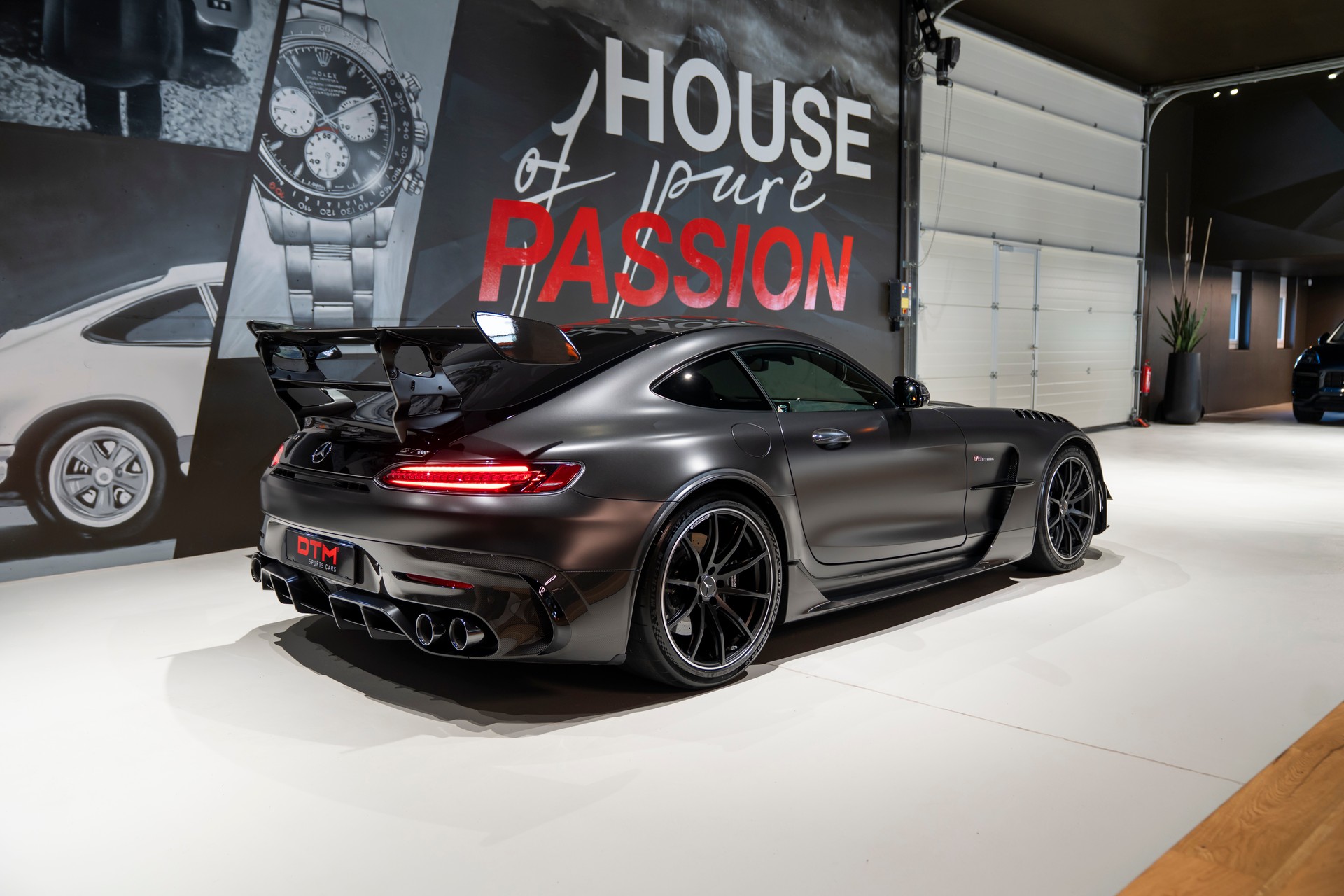 MERCEDES-BENZ AMG GT Black Series-image-3