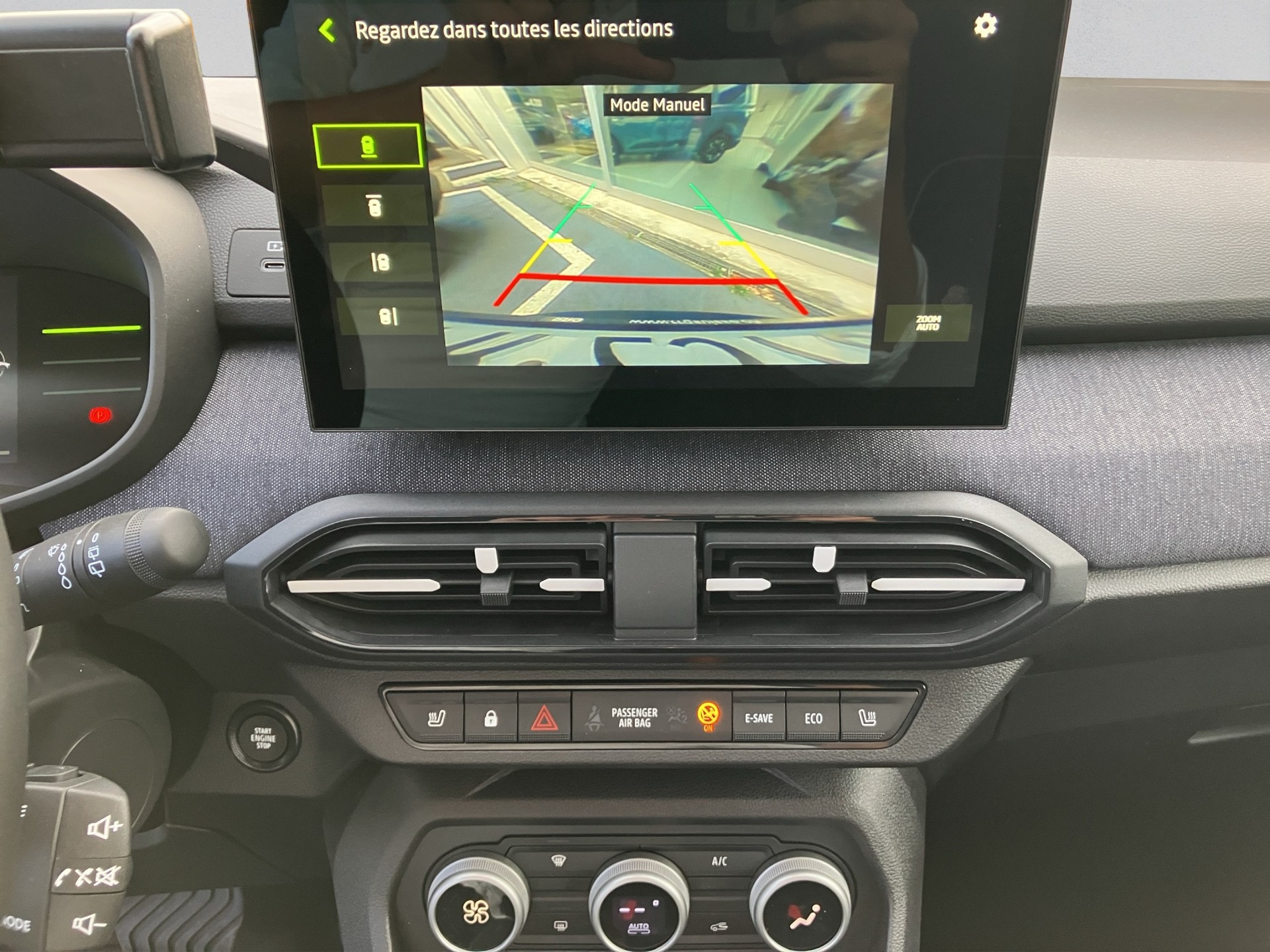 DACIA Jogger HEV 155 Journey-image-12