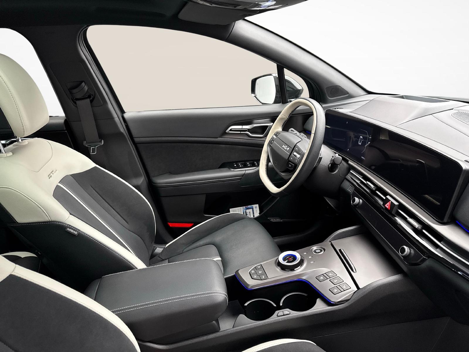 KIA Sportage 1.6 T-GDi PHEV GT-Line-image-9