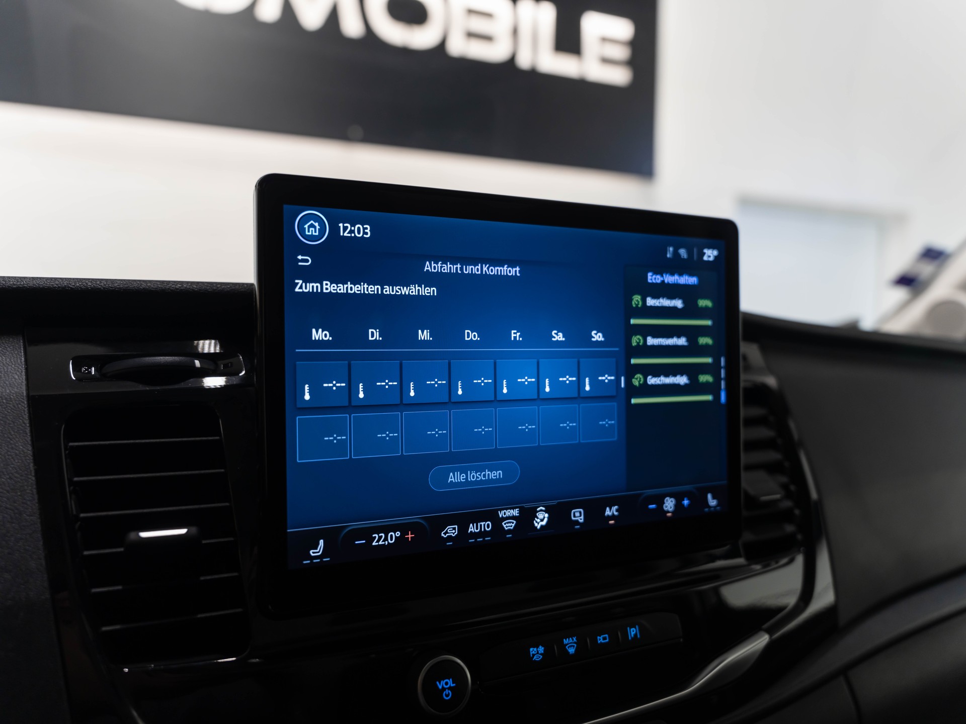 FORD E-Transit Van 350 L2 Trend RWD 68kWh-image-29