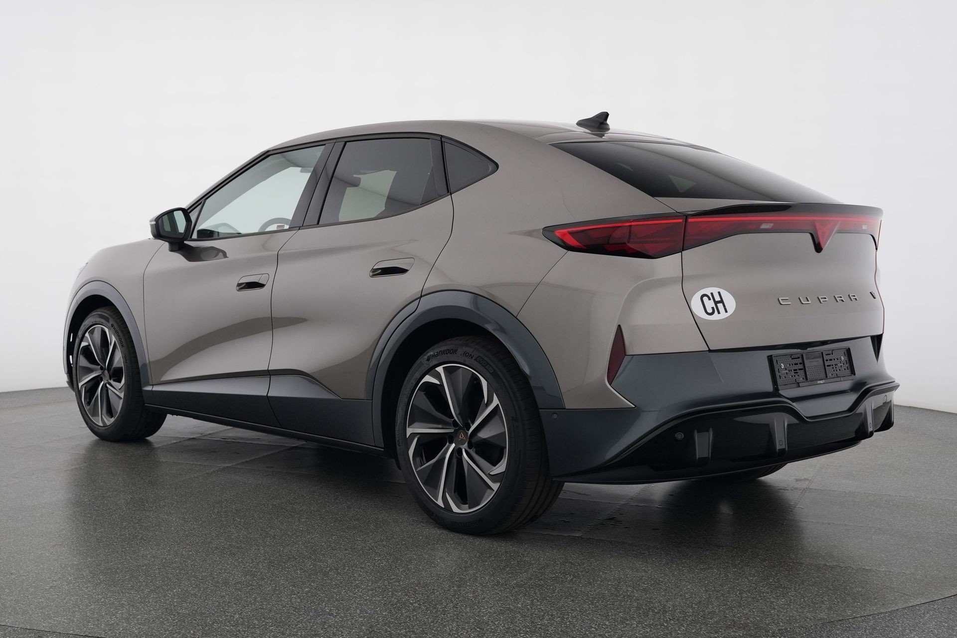 CUPRA Tavascan Type 8 77 kWh VZ-image-3
