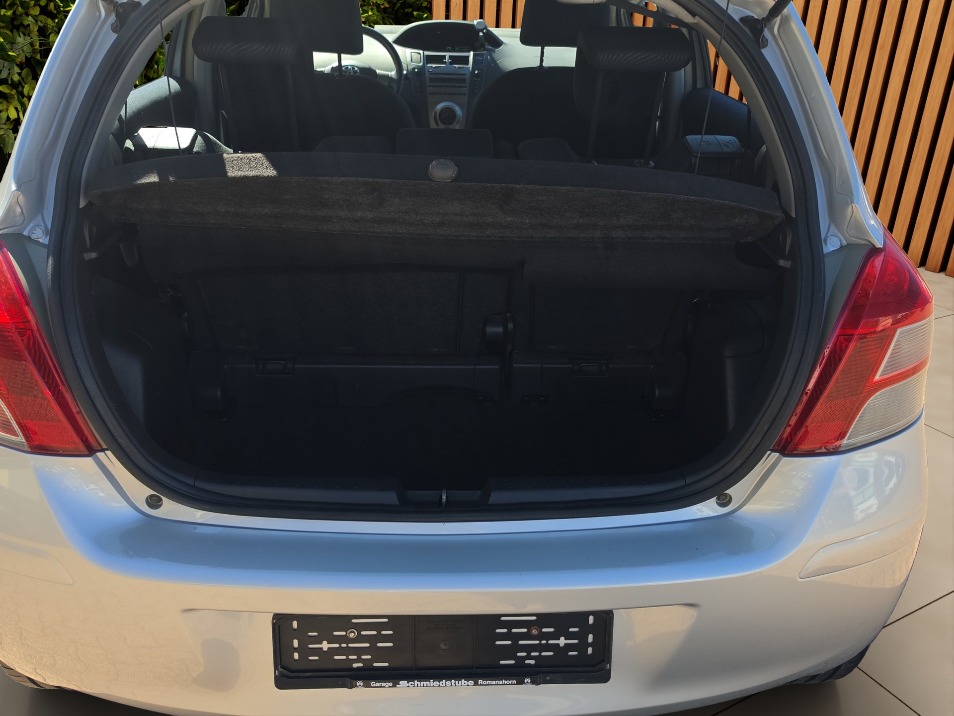 TOYOTA Yaris 1.33 Linea Sol-image-12