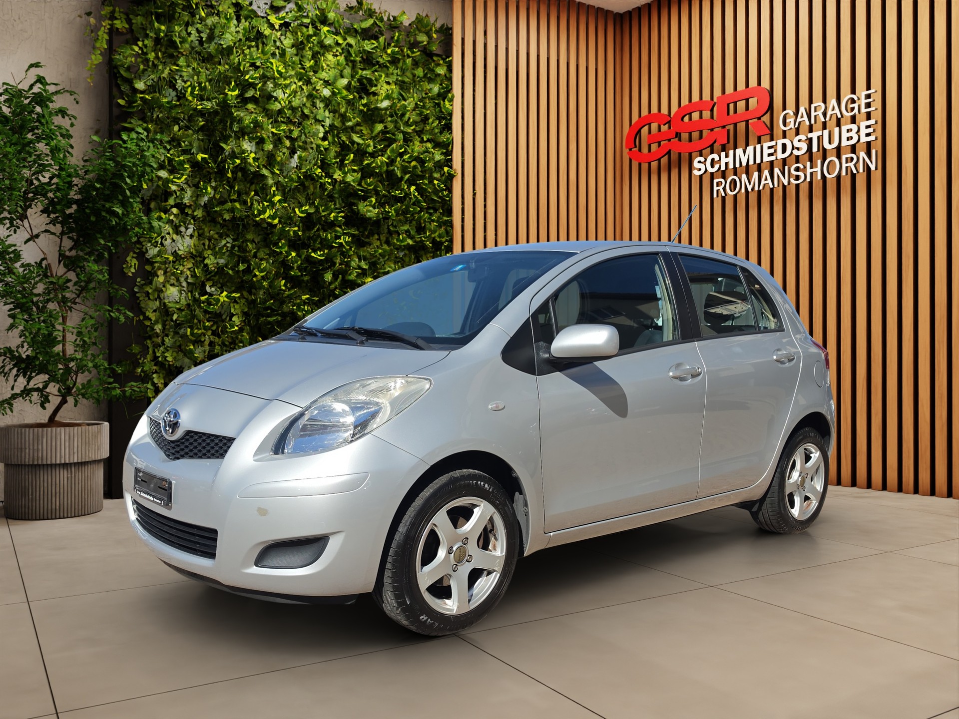 TOYOTA Yaris 1.33 Linea Sol-image-0