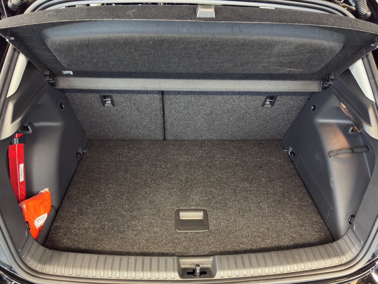 SKODA Fabia 1.0 TSI Selection-image-12