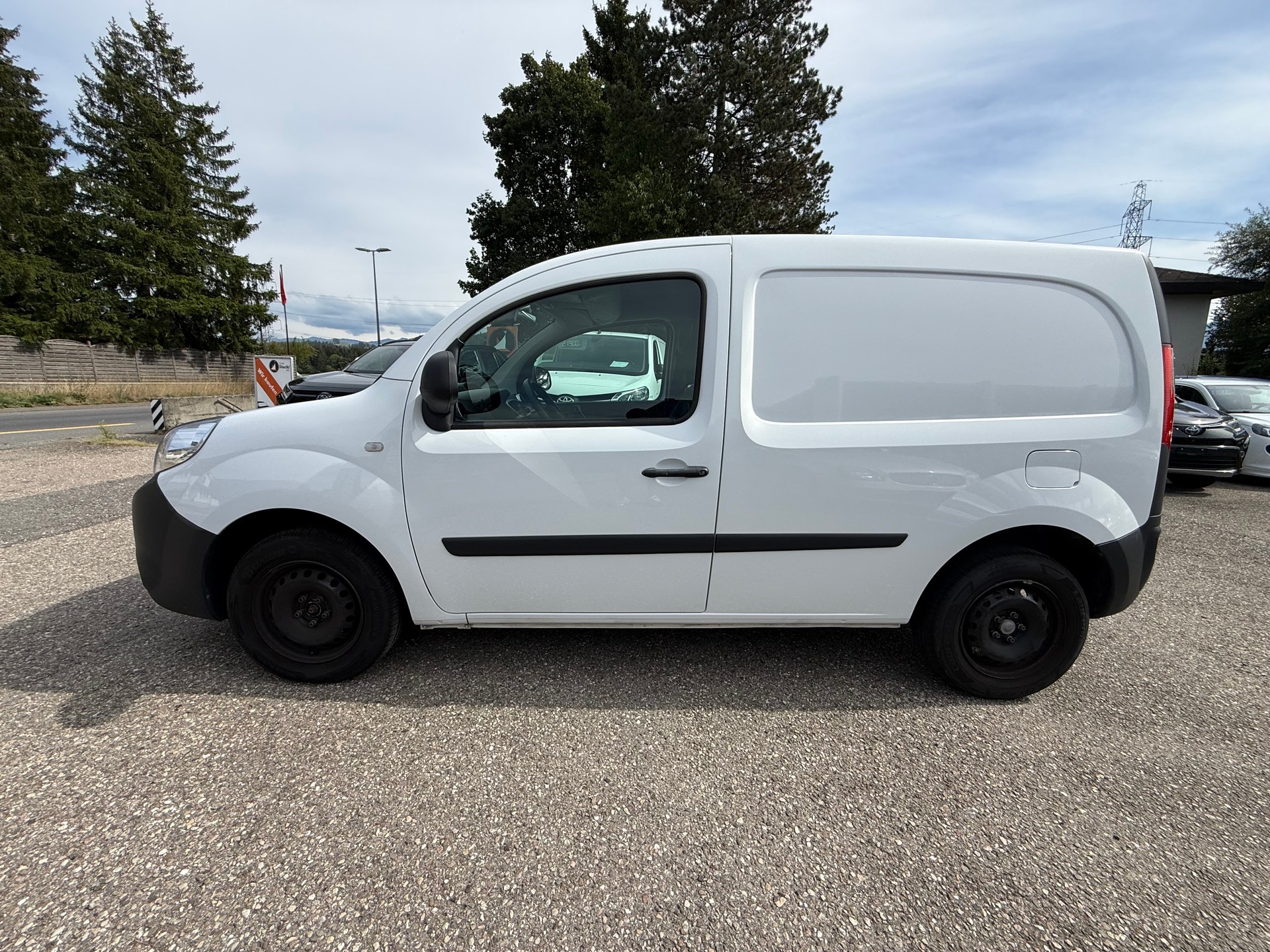 RENAULT Kangoo Medium TCe 115 ENERGY Business-image-7