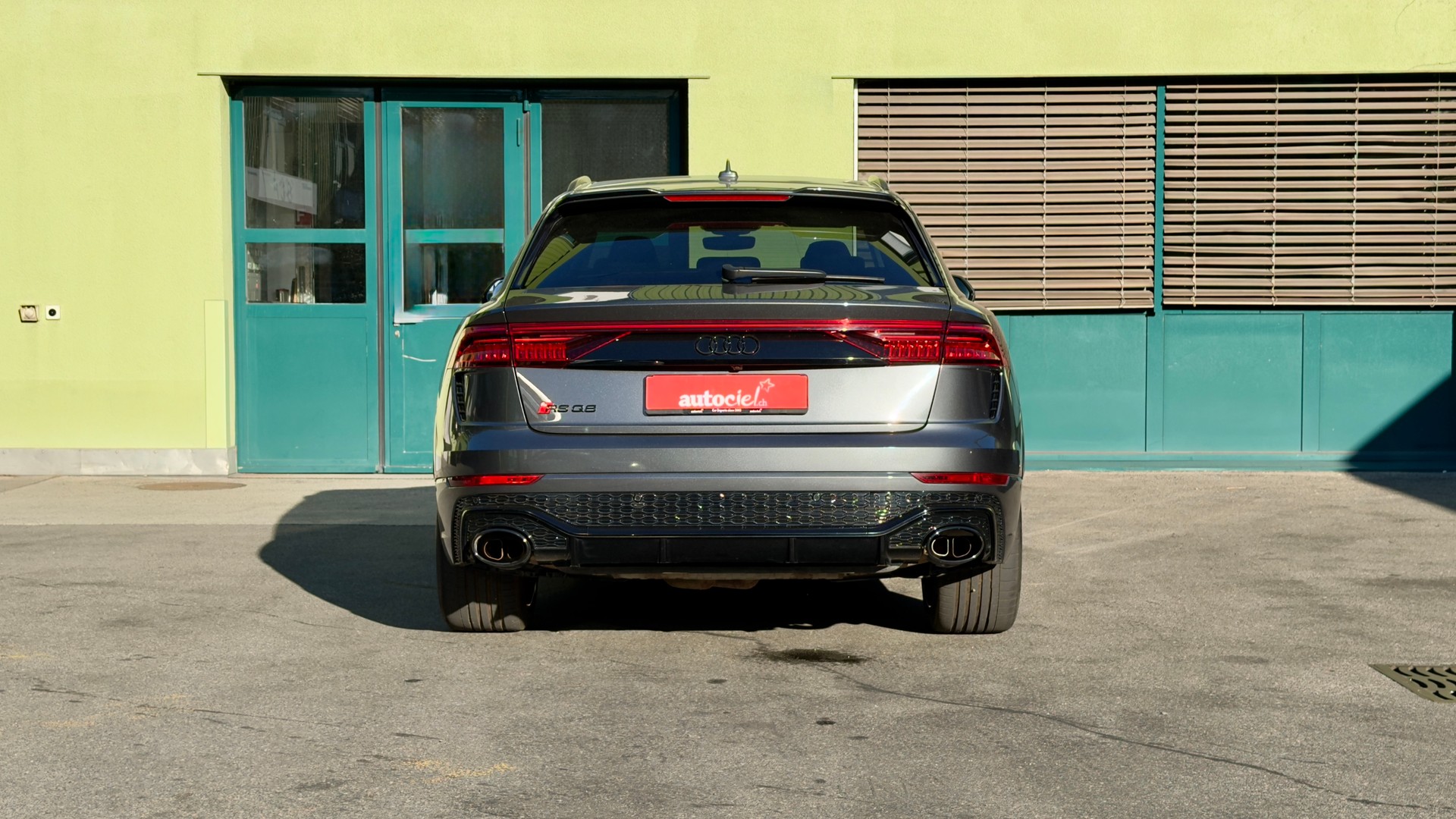AUDI RSQ8 quattro tiptronic-image-3