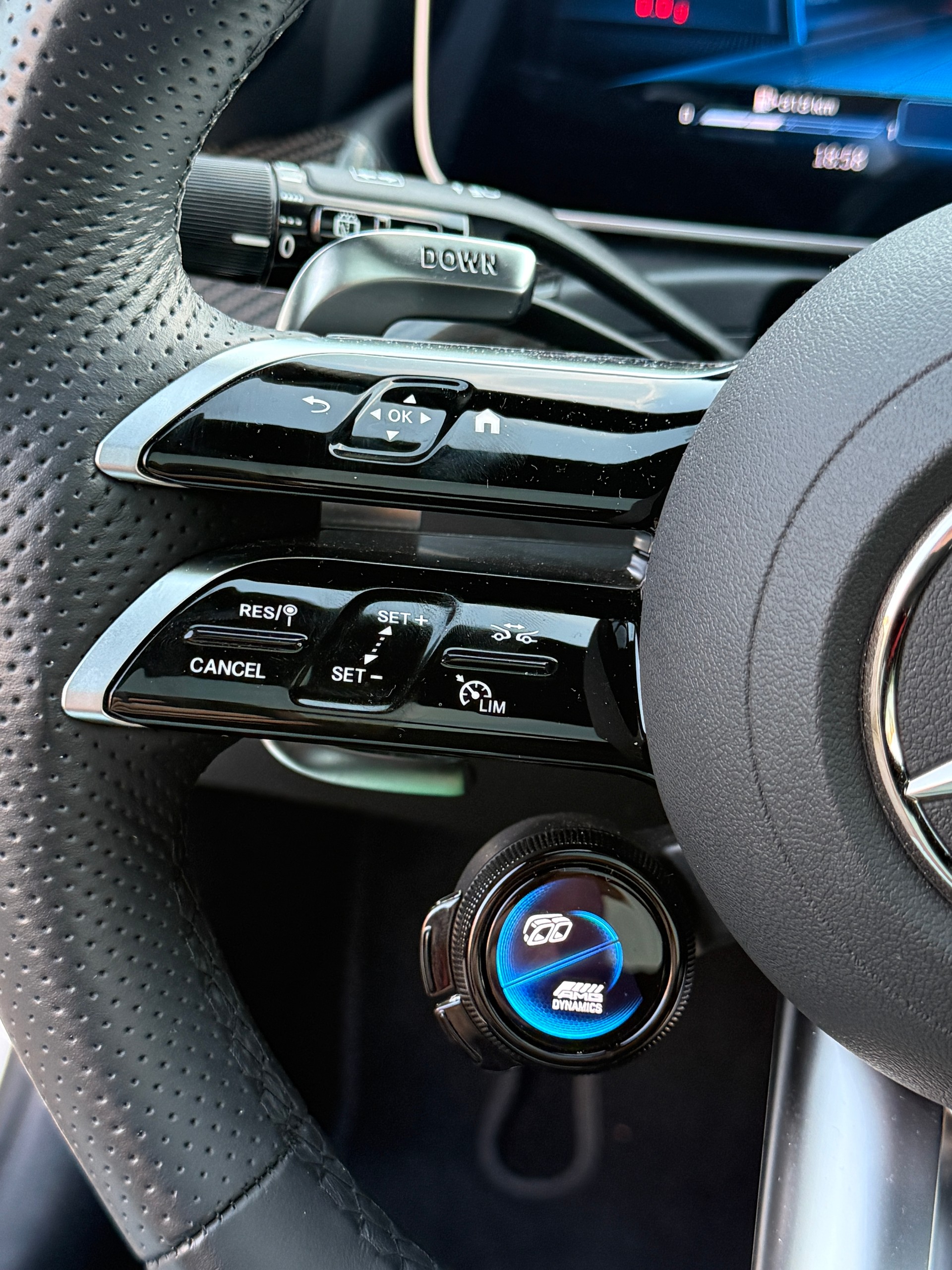 MERCEDES-BENZ C 43 AMG 4 MATIC*AMG DRIVERS PACKAGE*AMG REAL PERFORMANCE SOUND*EL. PANORAMA-GLASSCHIEBEDACH*-image-11