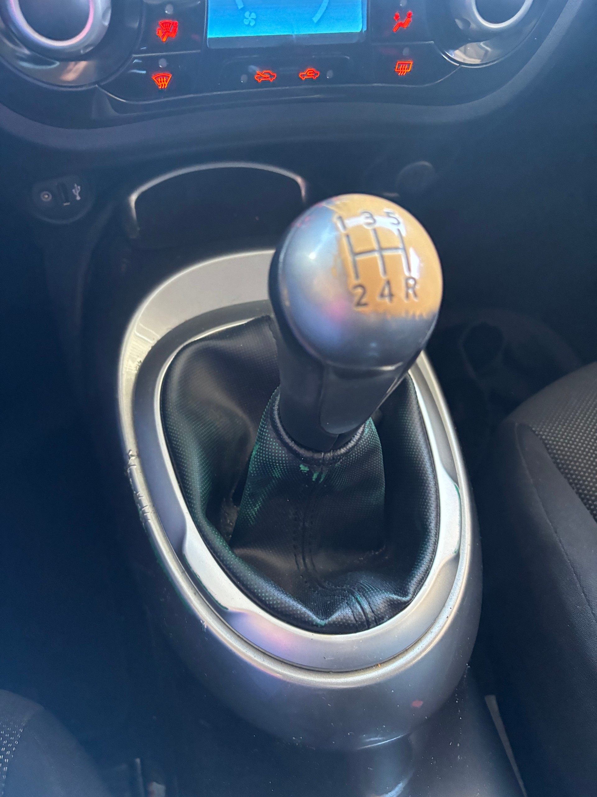 NISSAN Juke 1.6 acenta Xtronic CVT-image-8