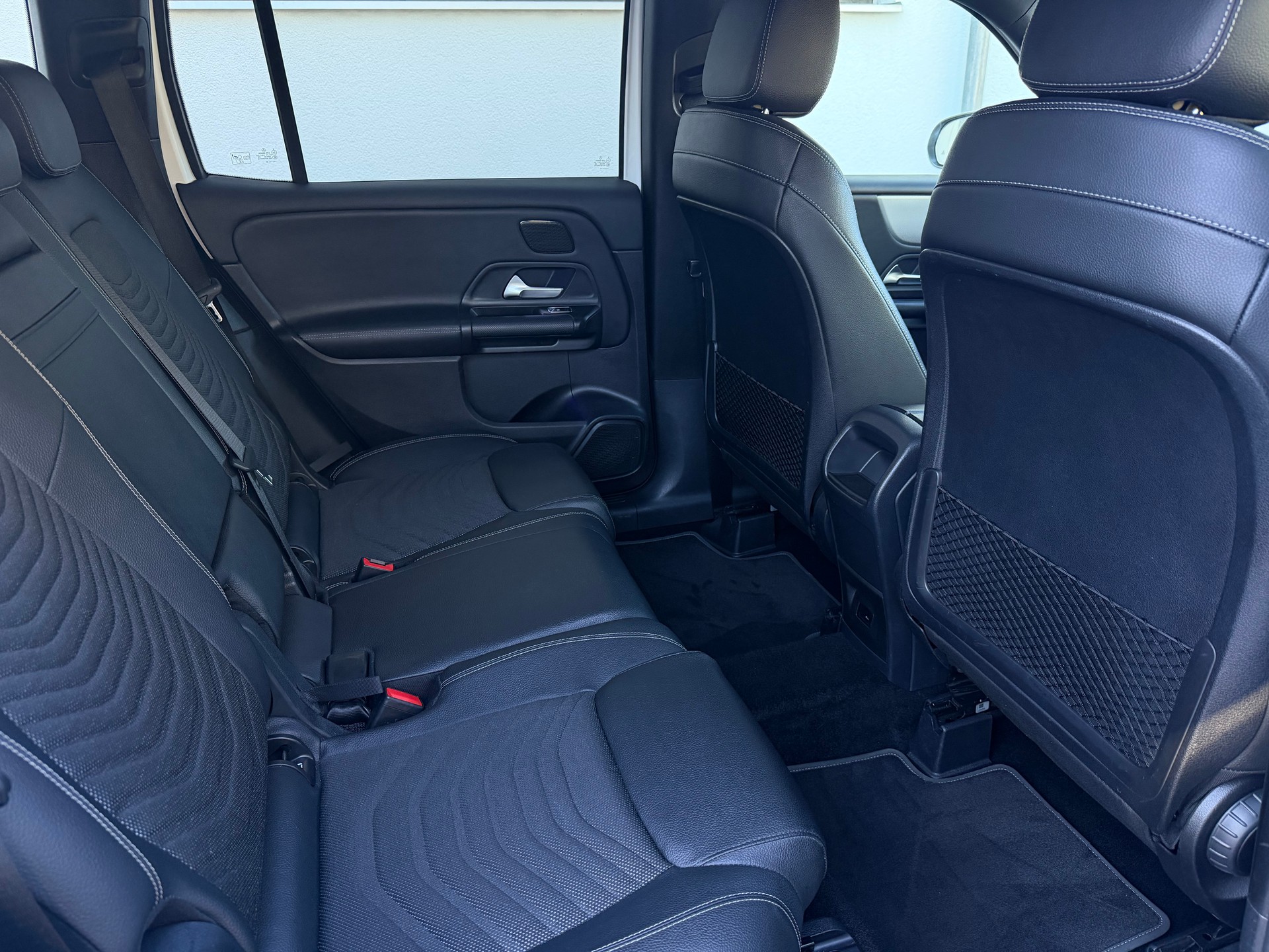 MERCEDES-BENZ GLB 220 d Style 8G-Tronic-image-17